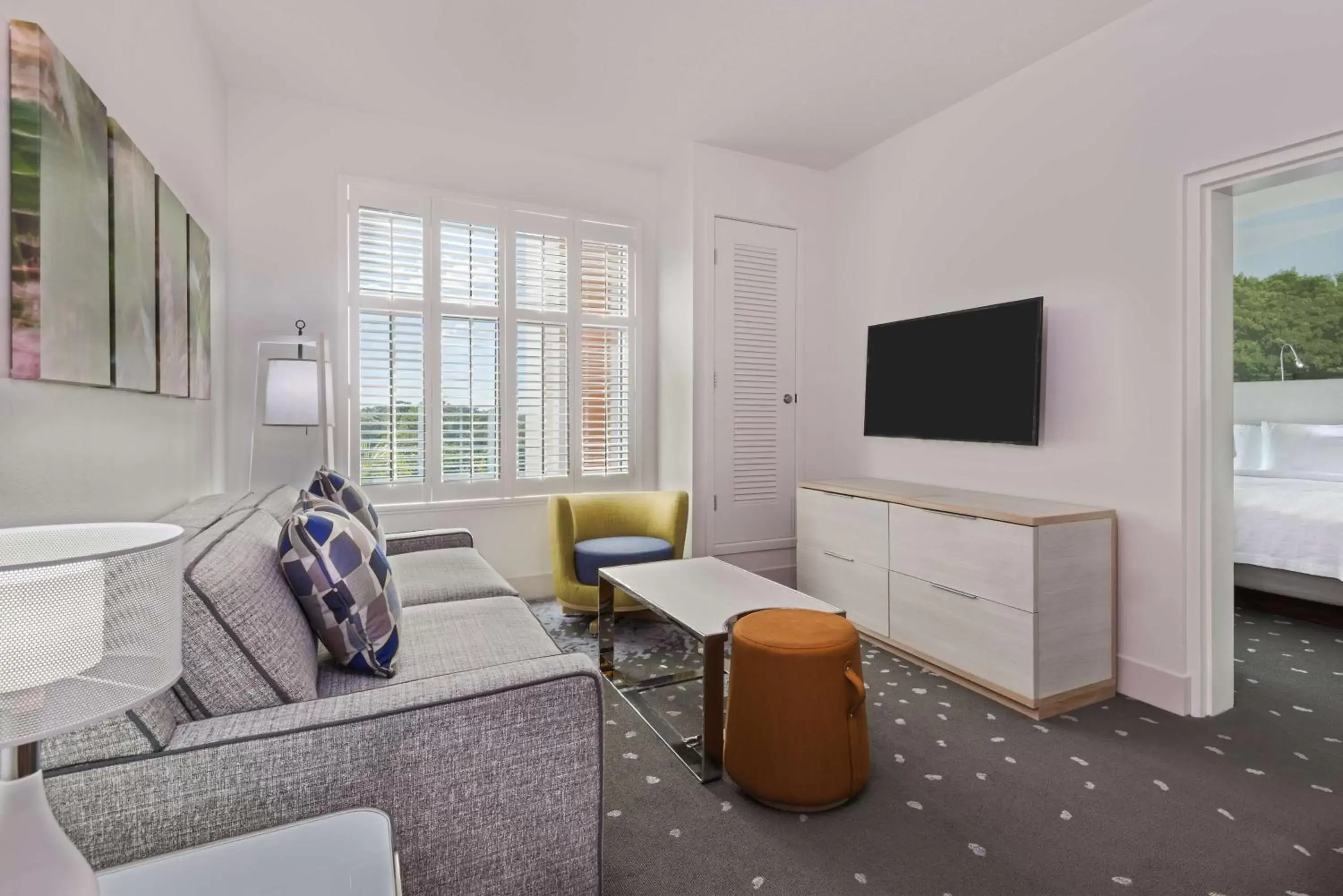 Bedroom, TV/Entertainment Center in Homewood Suites by Hilton Sarasota-Lakewood Ranch