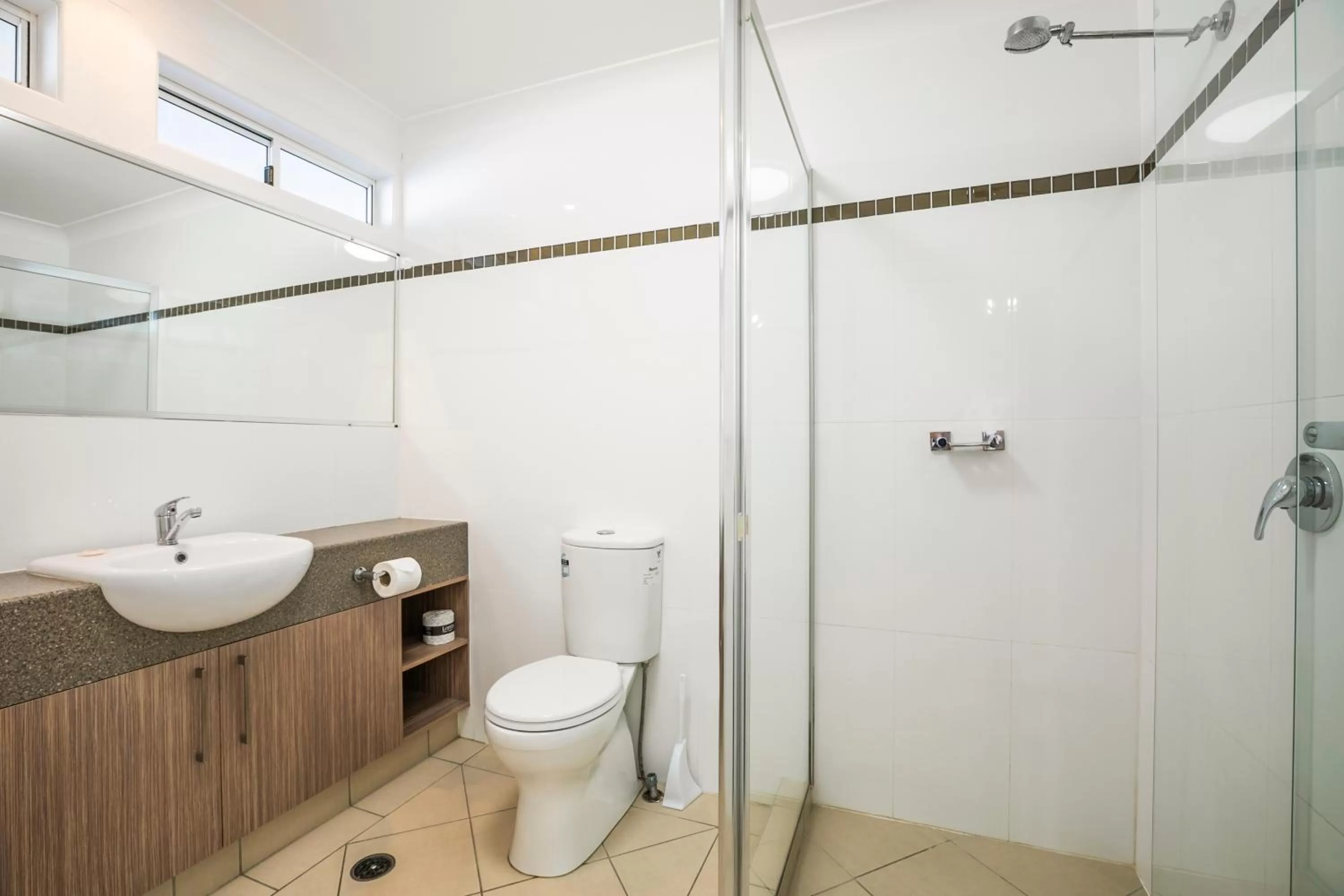 Bathroom in Nightcap at Golden Beach Tavern