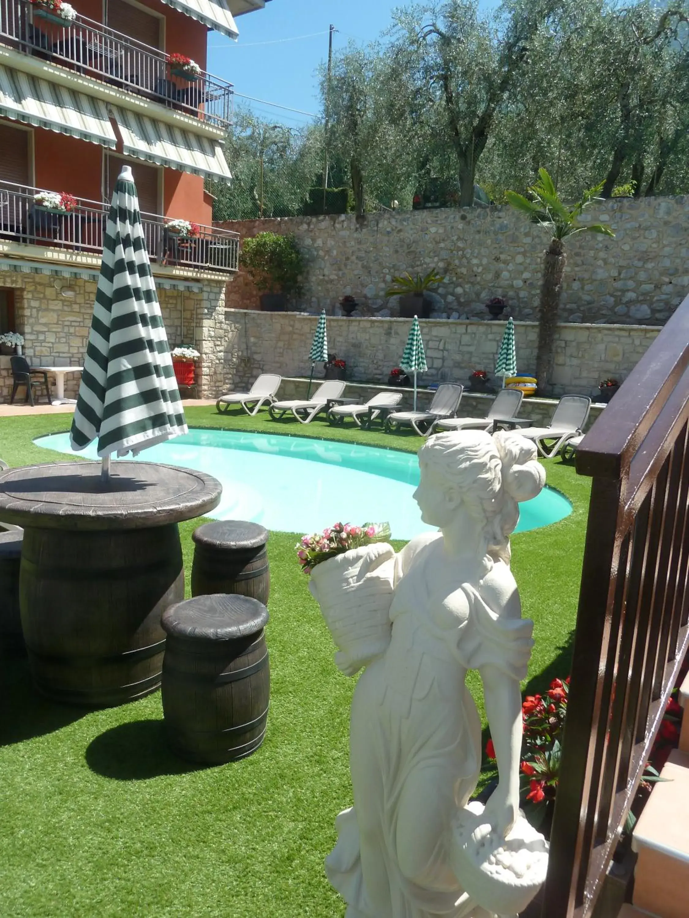 Garden view, Pool View in Albergo Casa Este