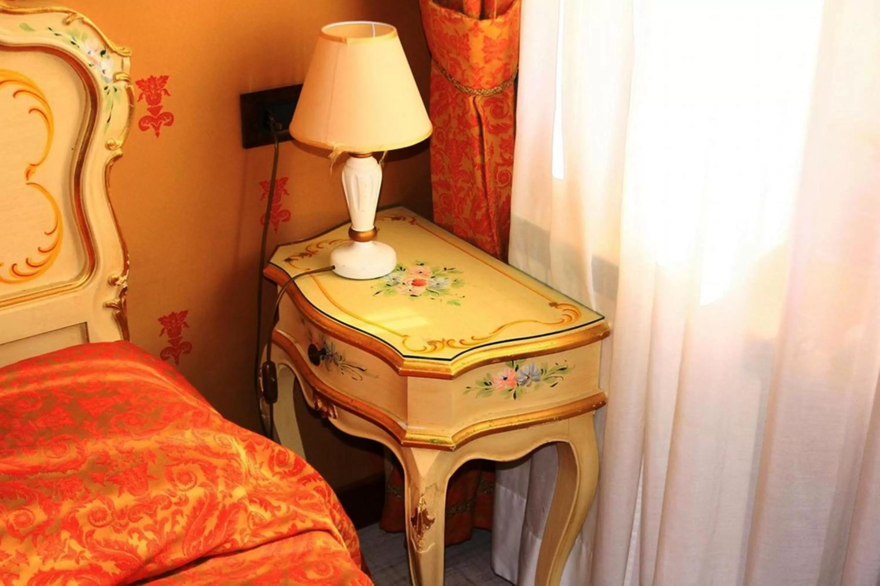 Decorative detail in Hotel San Gallo