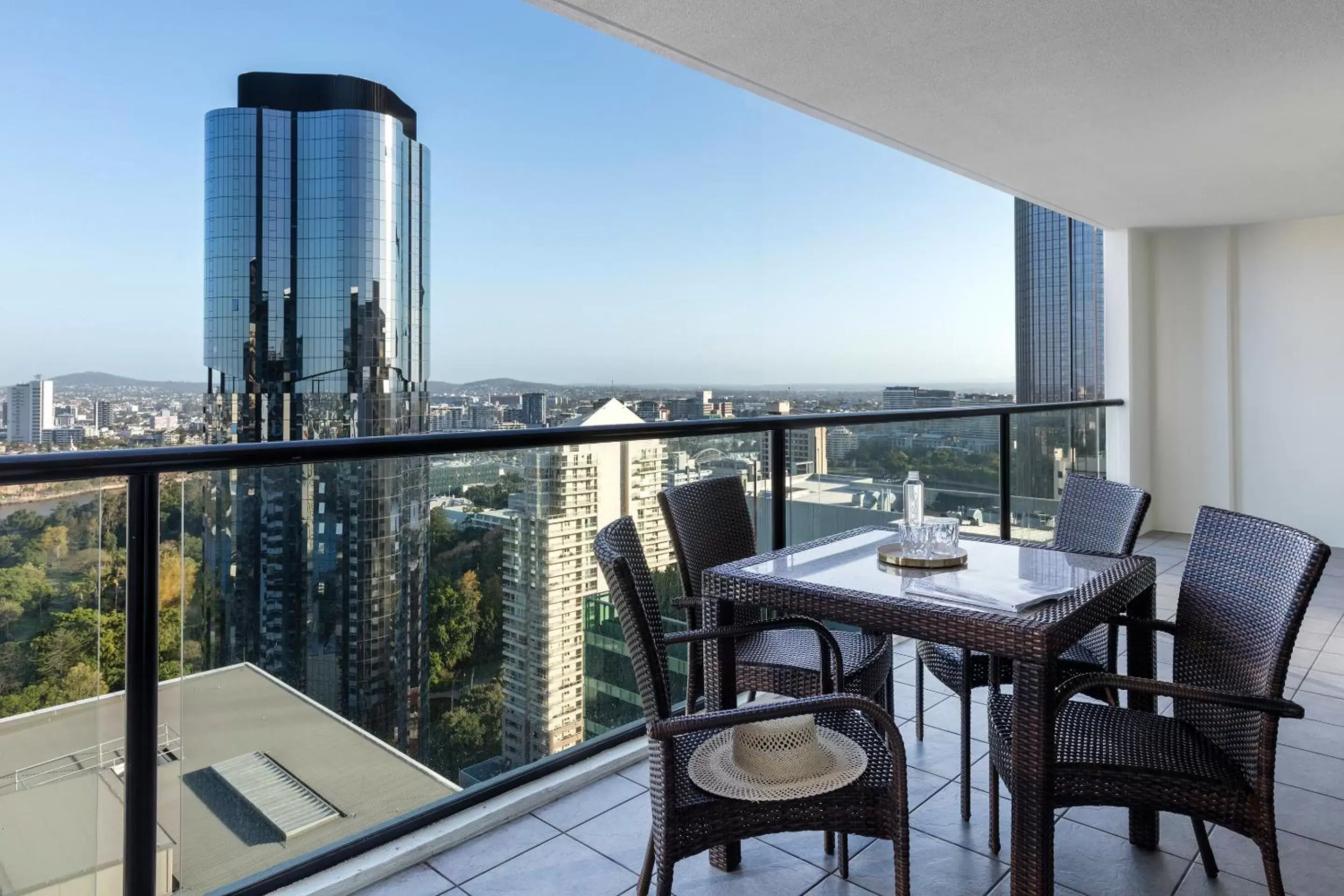 Two-Bedroom Apartment with River View in iStay River City Brisbane