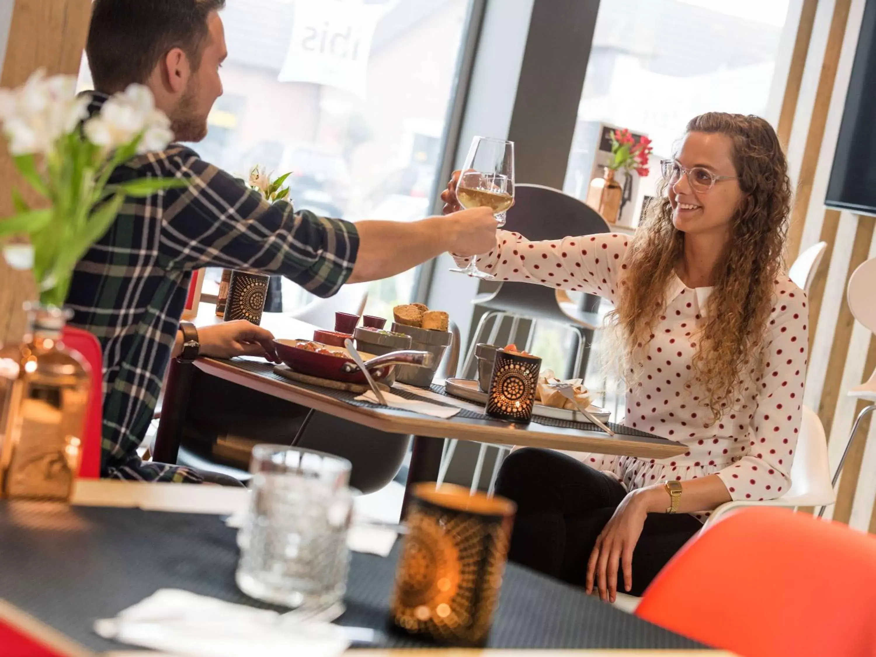 Lounge or bar in ibis Aalst