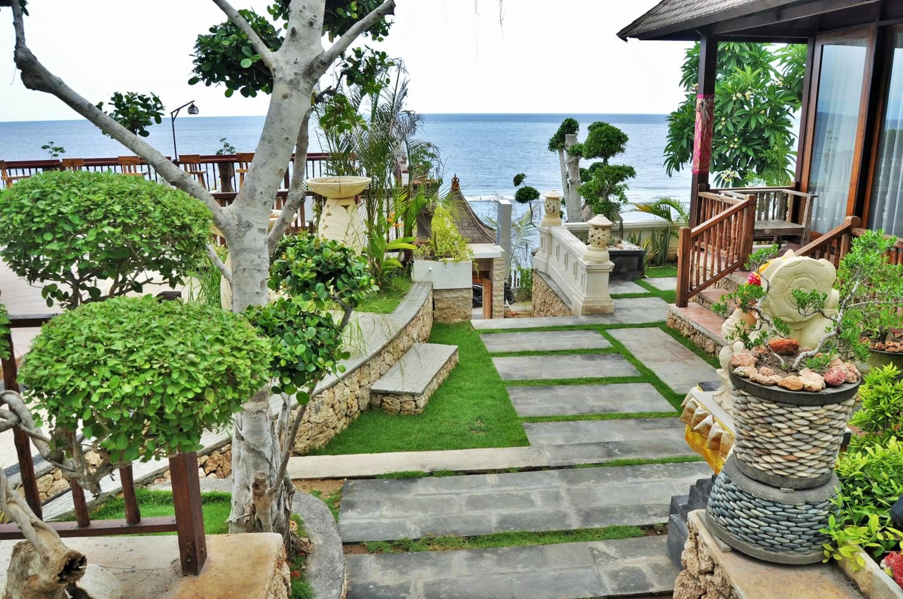 Garden in Ocean Terrace Suite And Spa Luxury