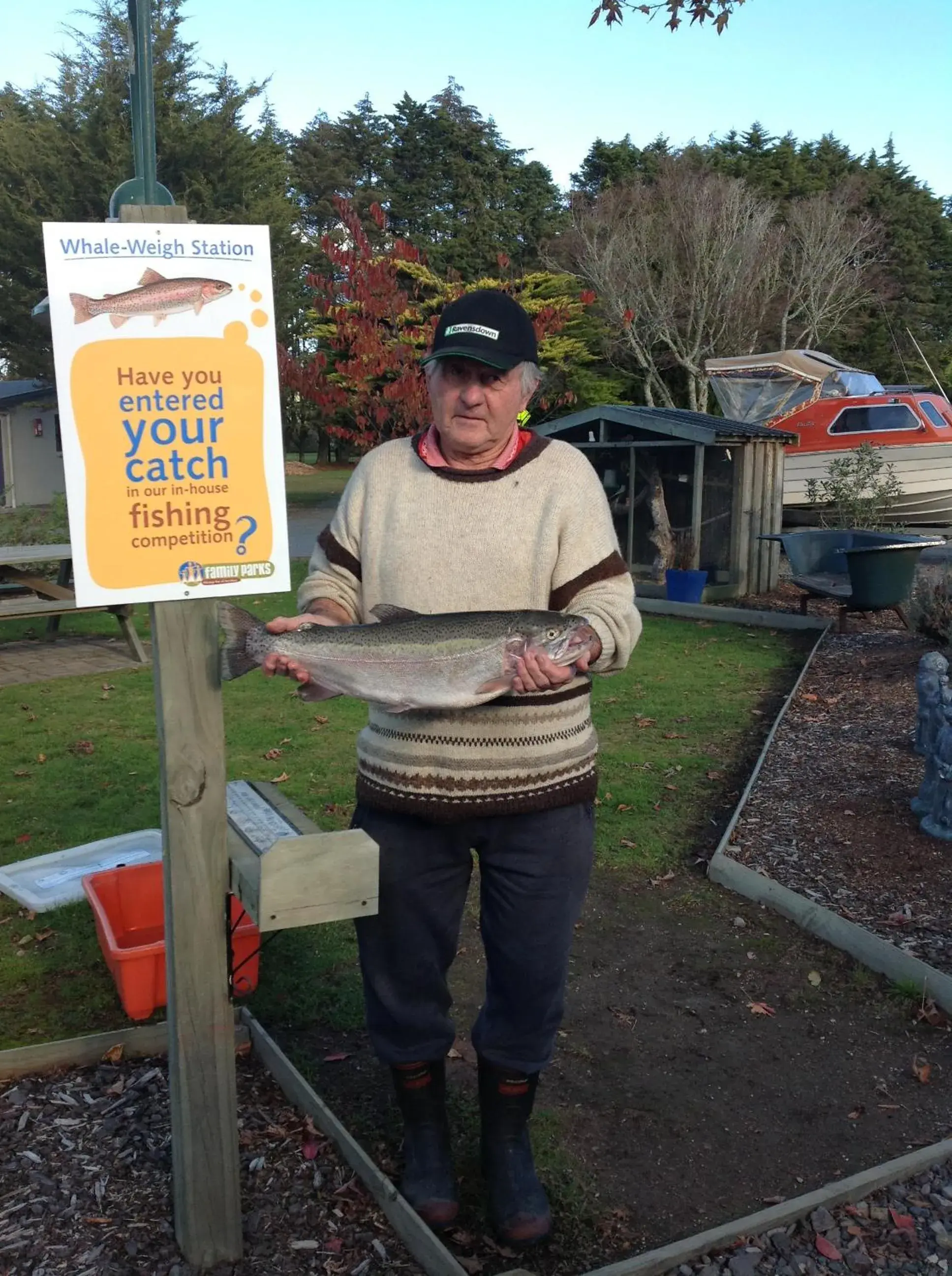 Fishing in All Seasons Holiday Park Hotel