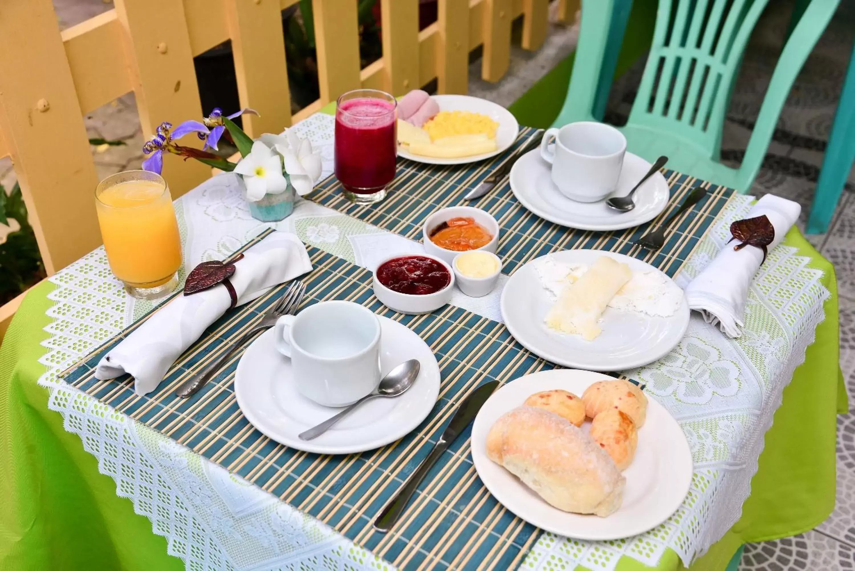 Breakfast in VOA Pousada Dos Jasmins