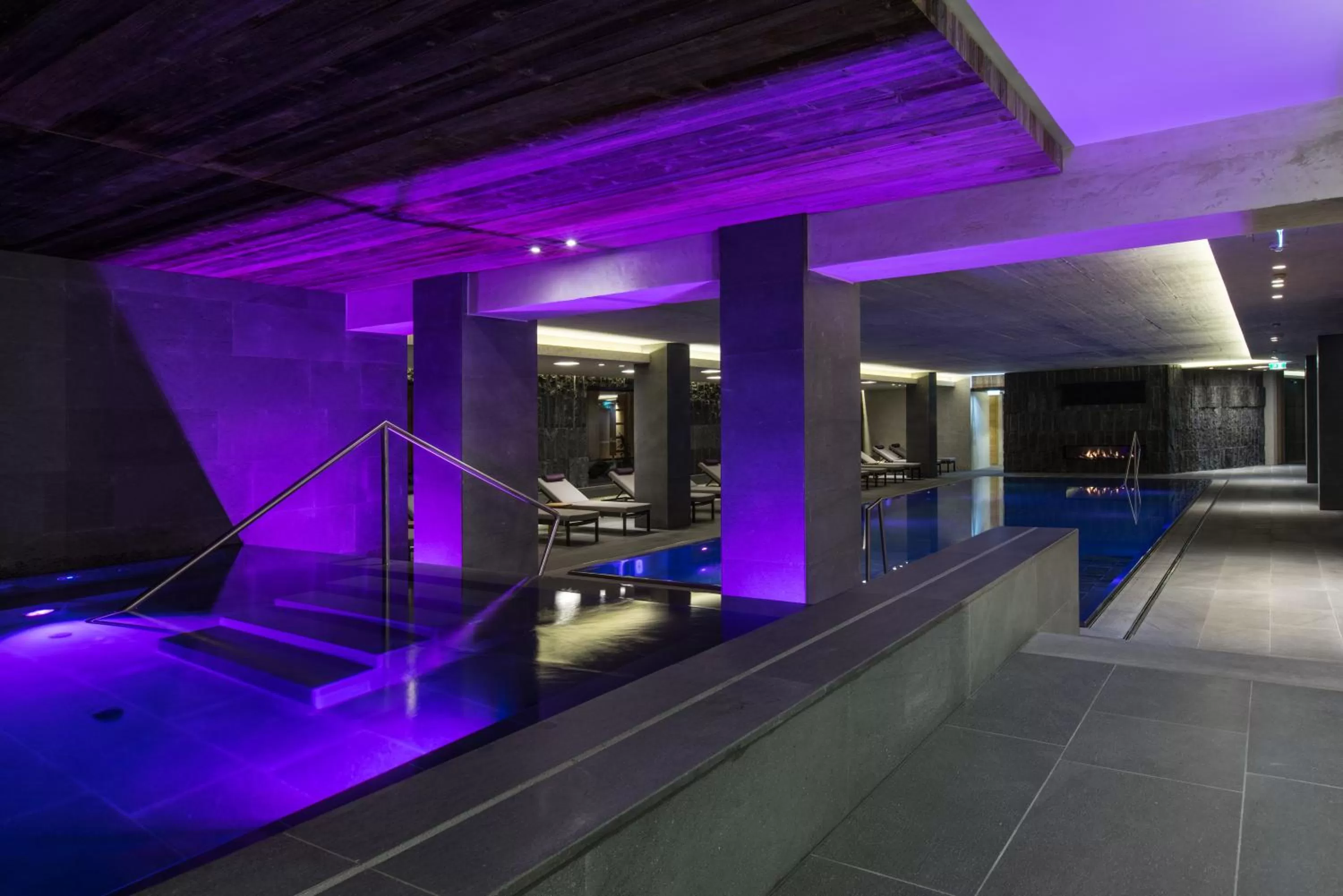 Swimming pool in ElisabethHotel Premium Private Retreat- Adults only