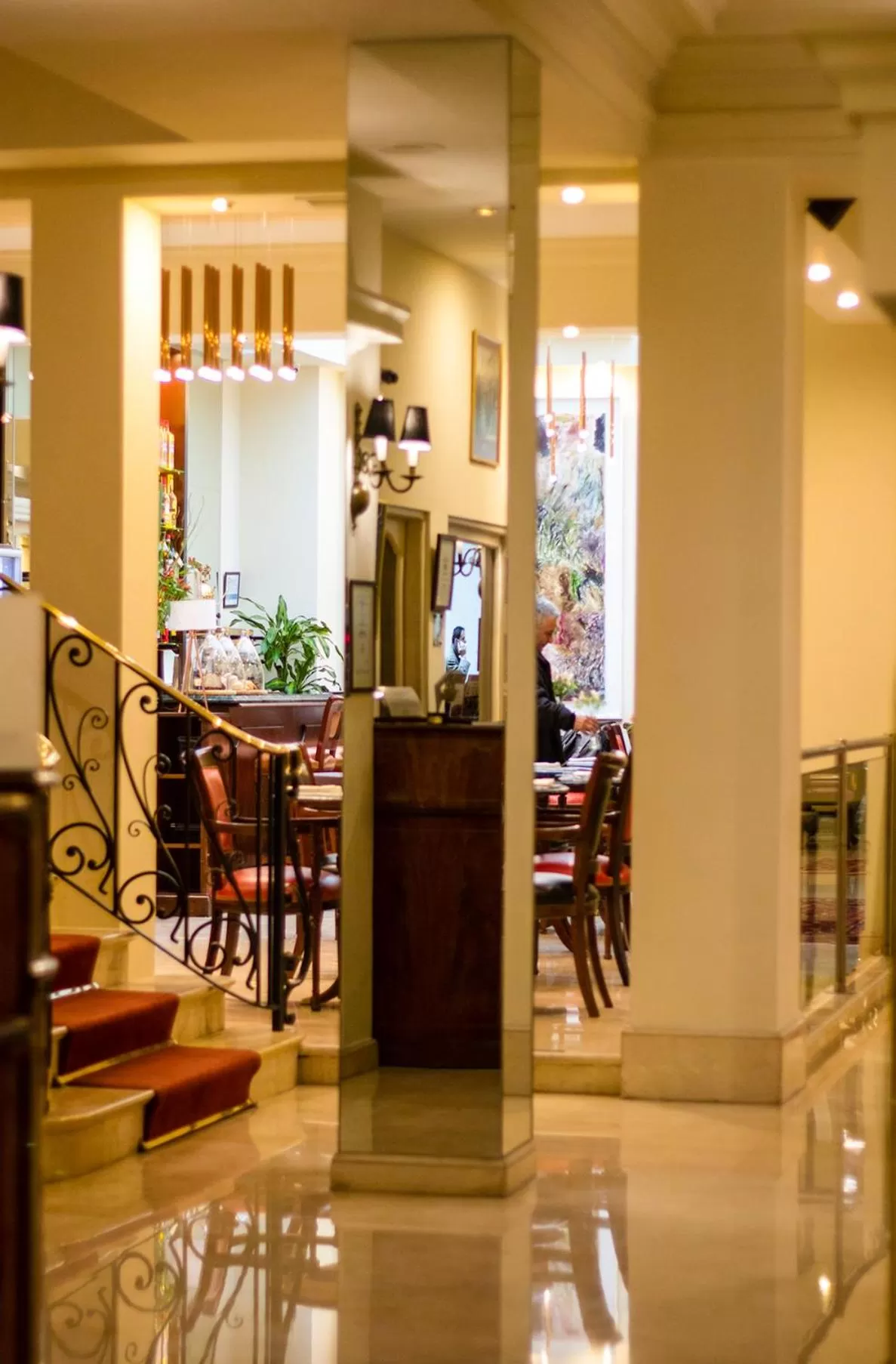 Restaurant/places to eat in Melia Recoleta Plaza Hotel