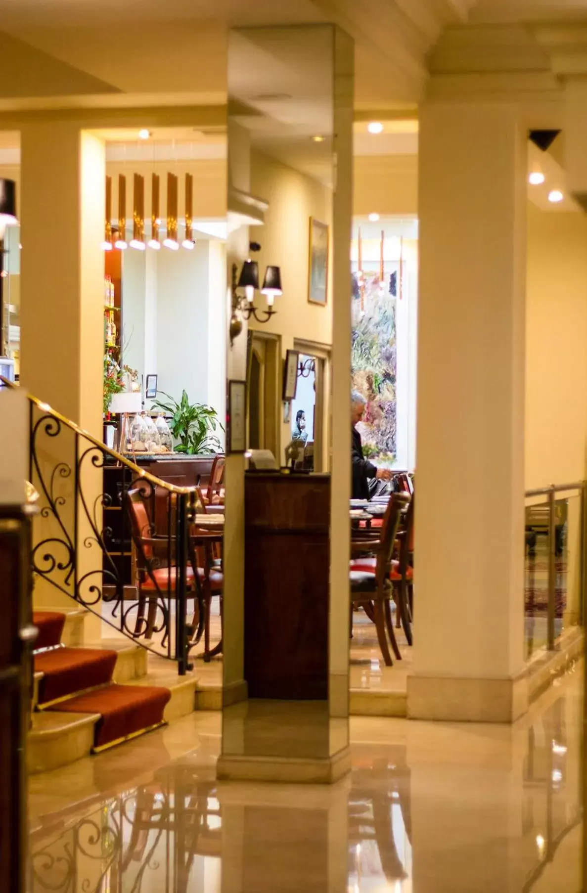 Restaurant/Places to Eat in Melia Recoleta Plaza Hotel