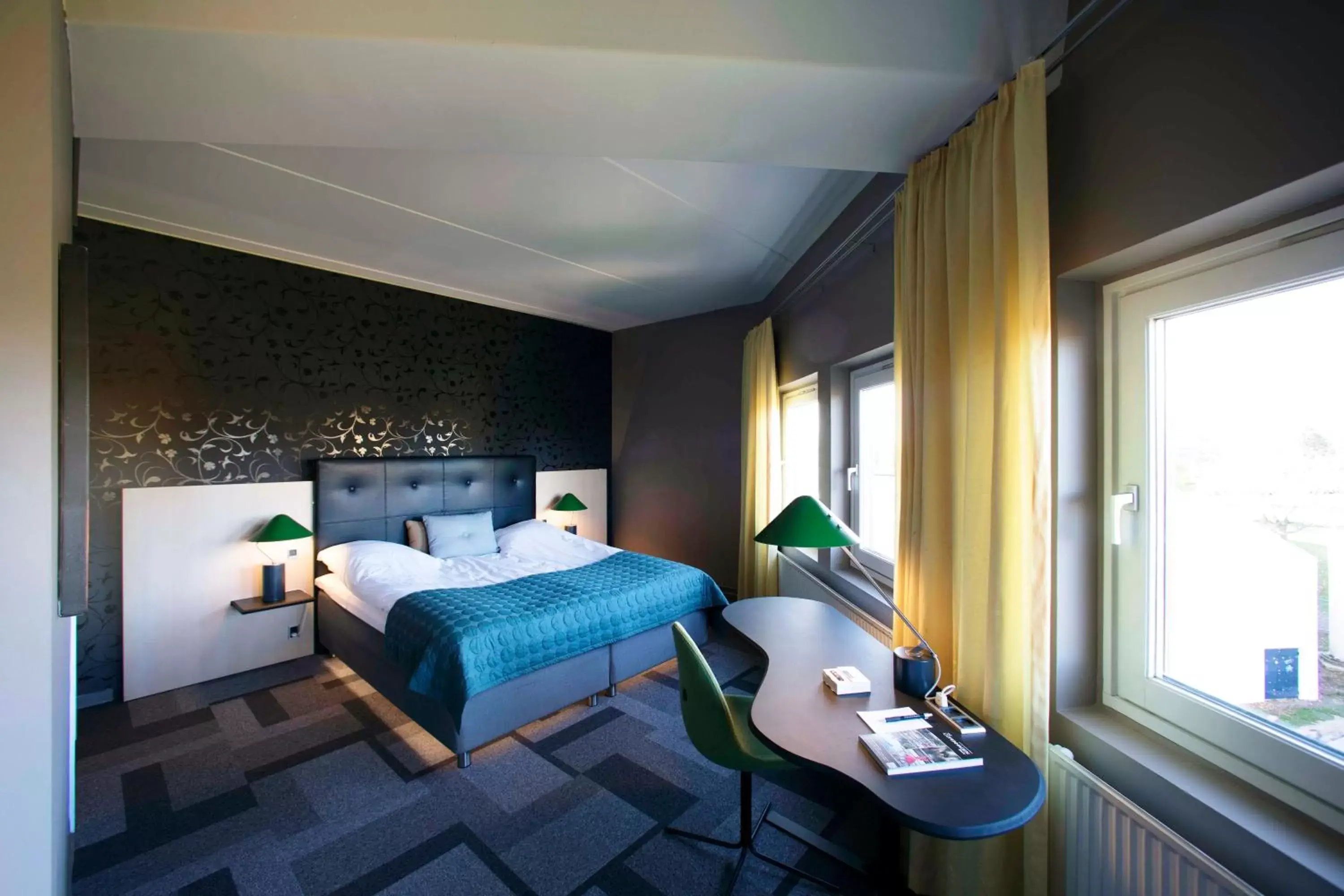 Bedroom, Bed in Hotel Lautrup Park