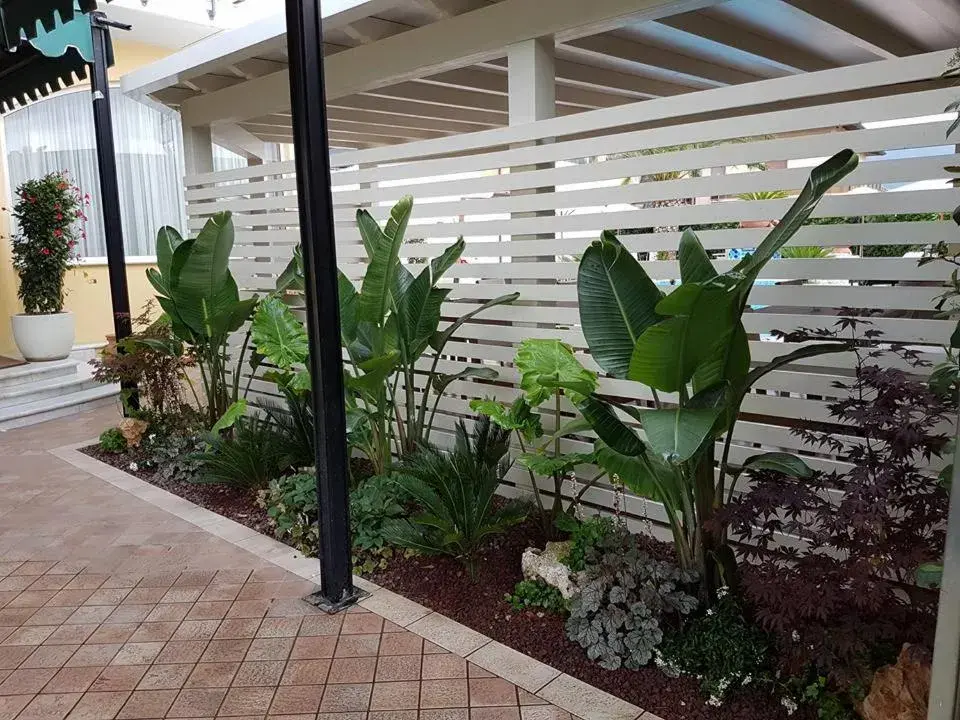 Garden in Hotel Luna