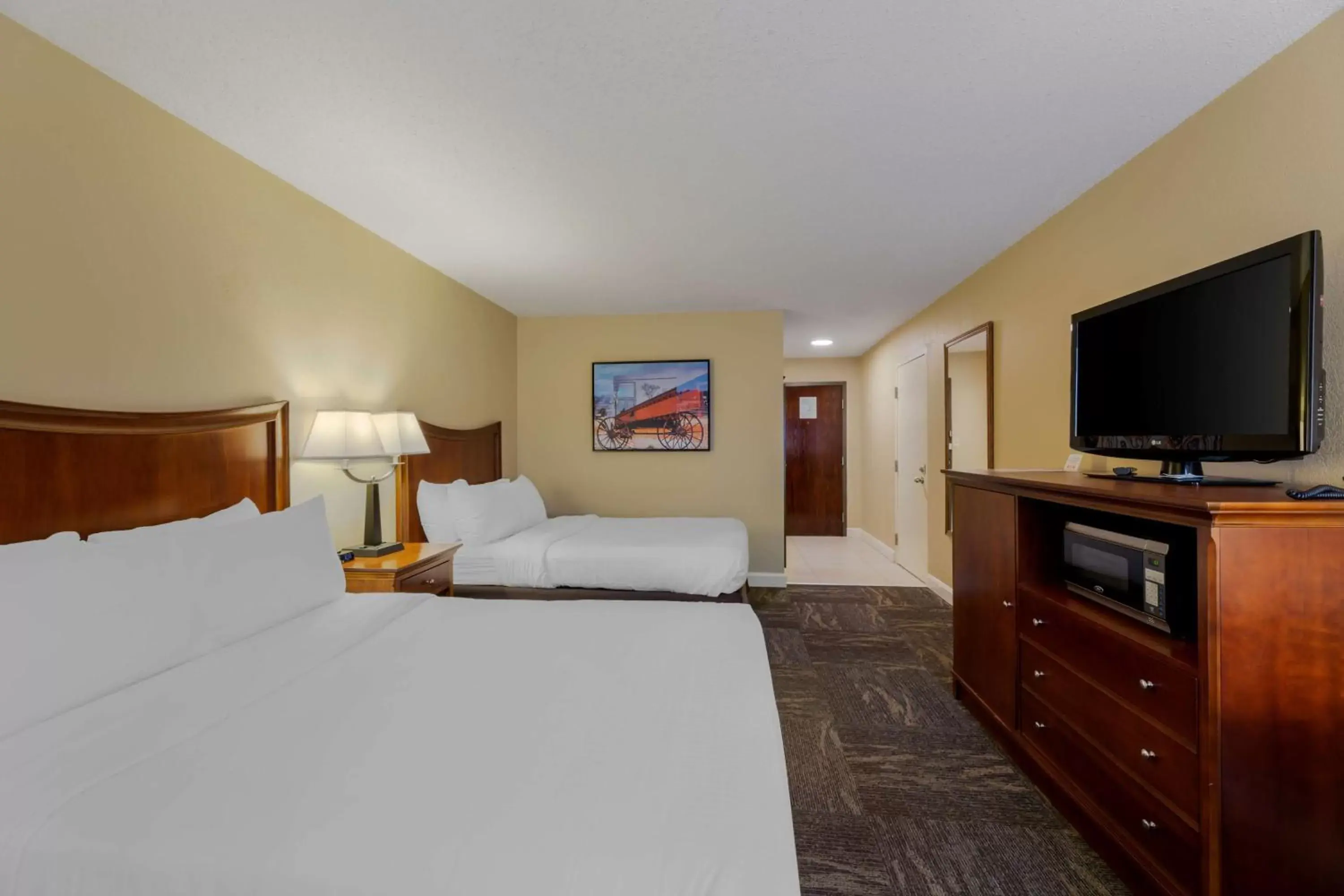 Bedroom, Bed in Best Western Plus Wooster Hotel & Conference Center