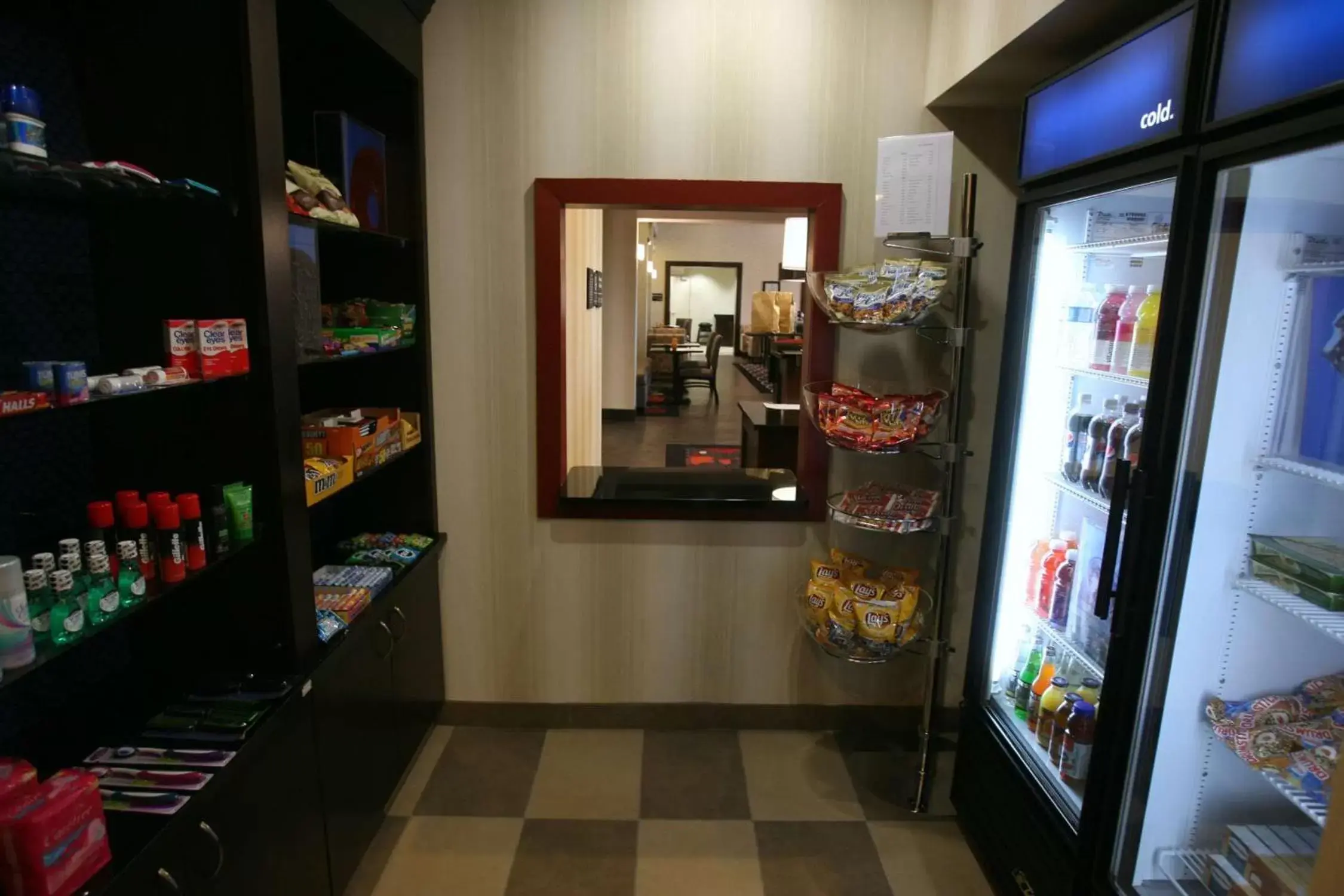 Restaurant/places to eat in Hampton Inn & Suites Red Deer Restaurant/places to eat in Hampton Inn & Suites Red Deer