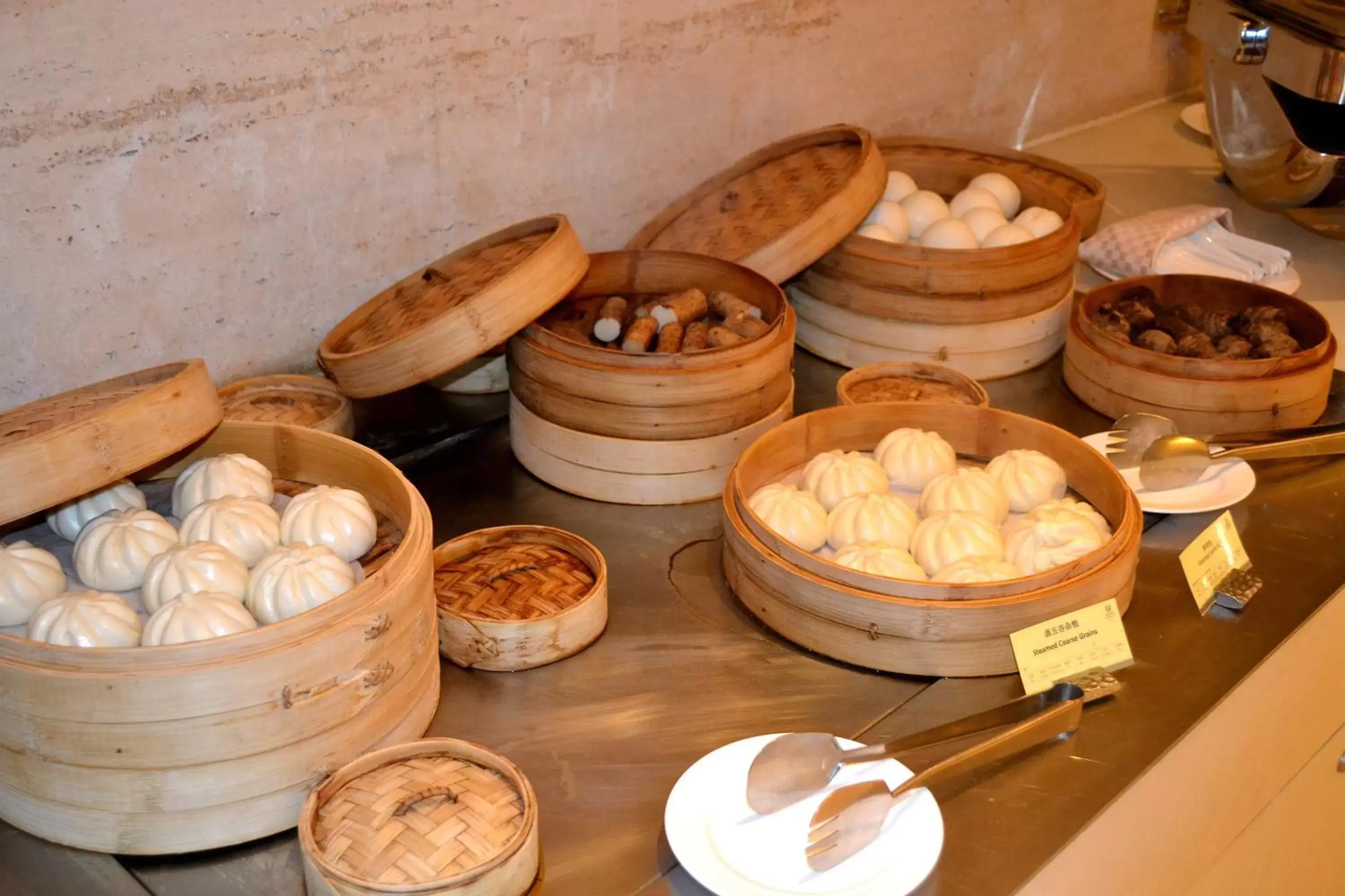 Breakfast, Food in Holiday Inn Shanghai Songjiang, an IHG Hotel - Miaoqian Street