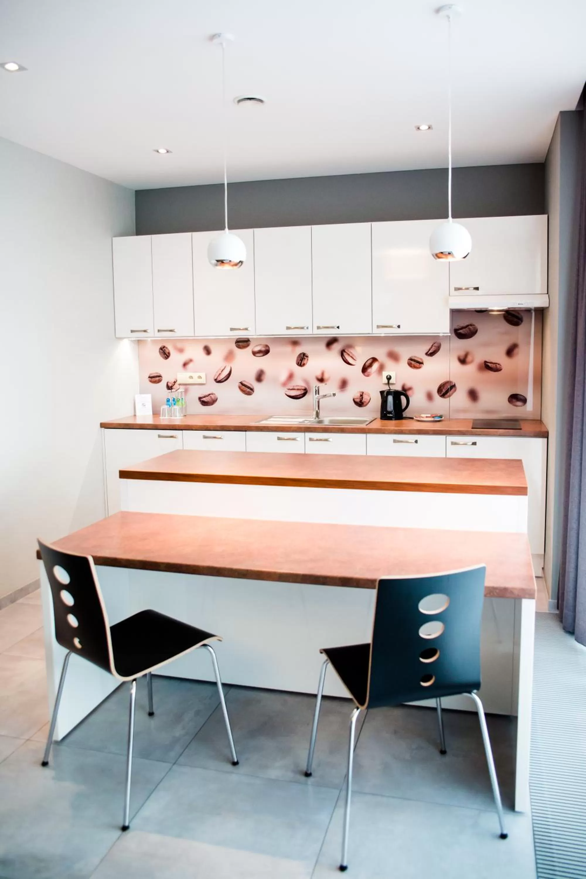 Kitchen or kitchenette in APART HOTEL 12