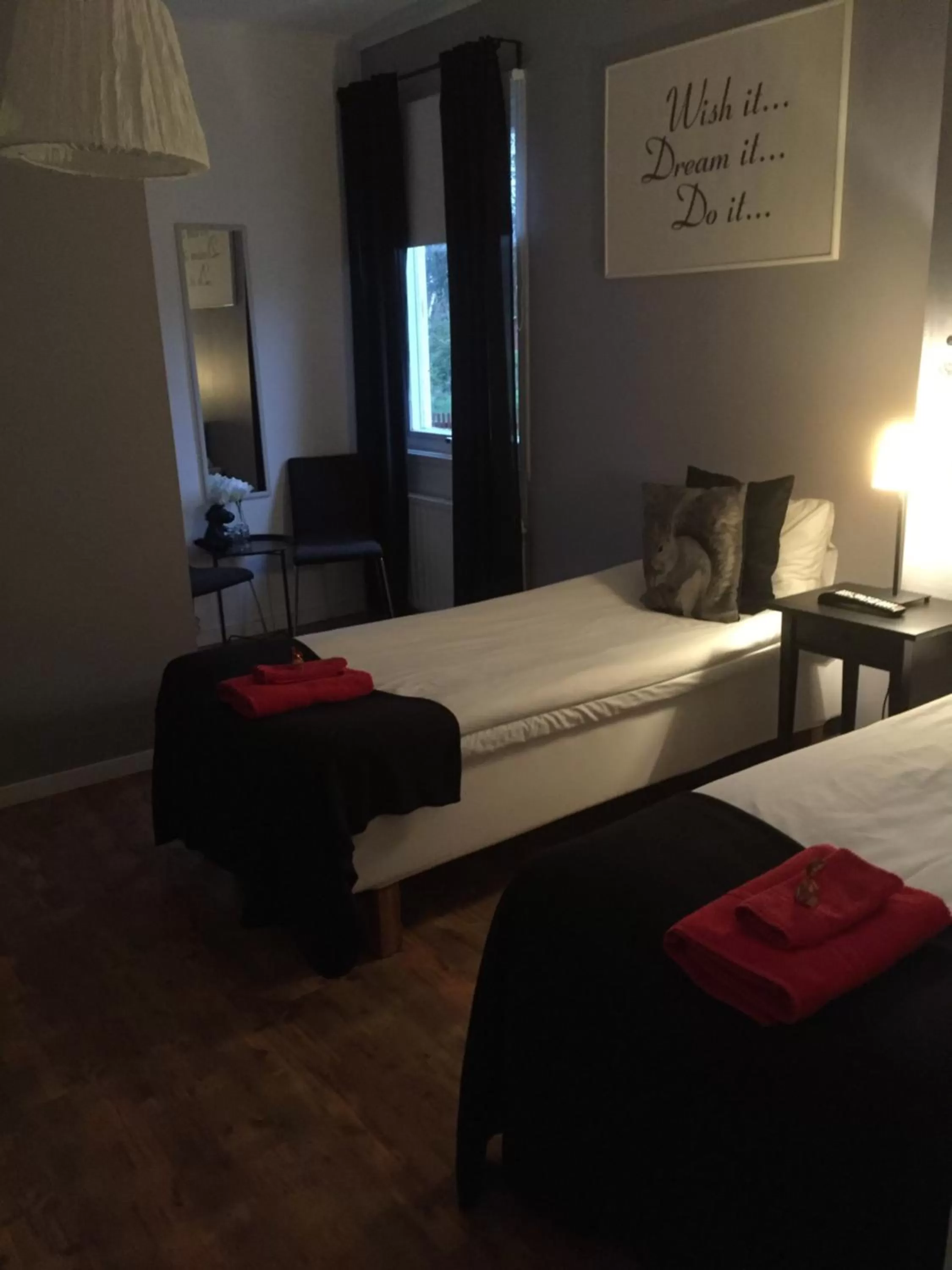 Photo of the whole room, Bed in Norrgården i Sandviken