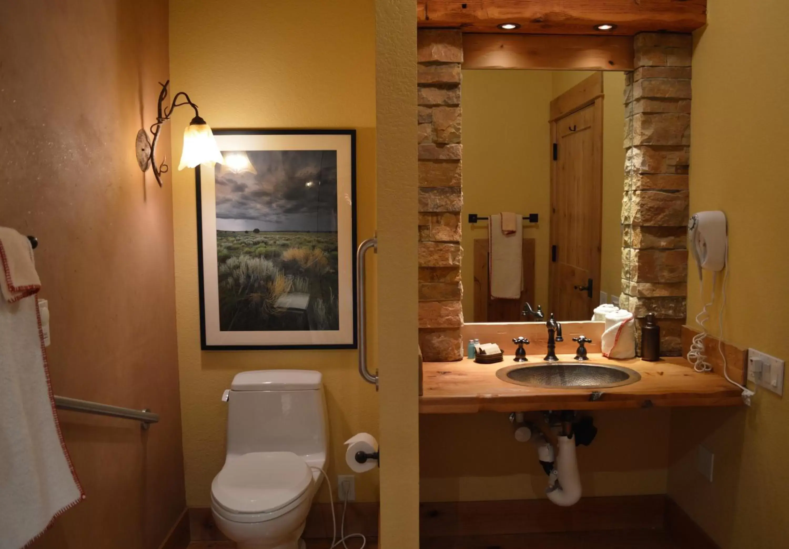 Bathroom in Niwot Inn & Spa