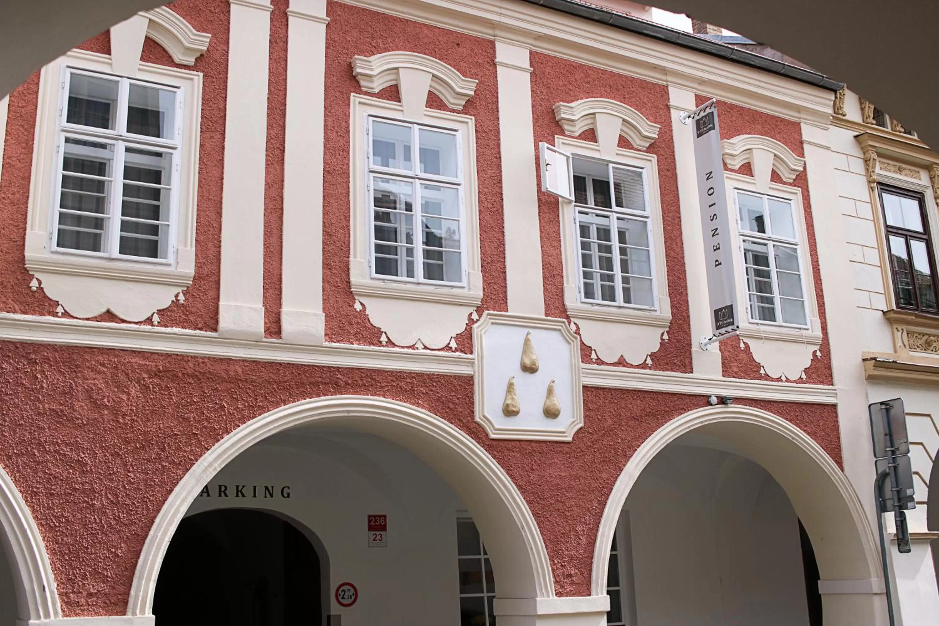 Facade/entrance in Hotel U Tří hrušek suites & apartments