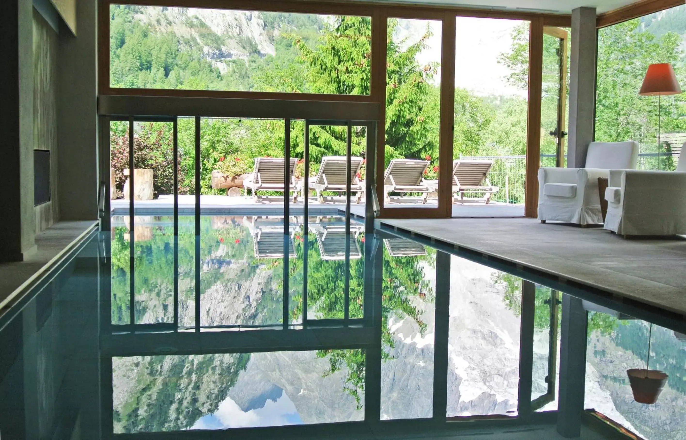 Swimming pool in Auberge de La Maison