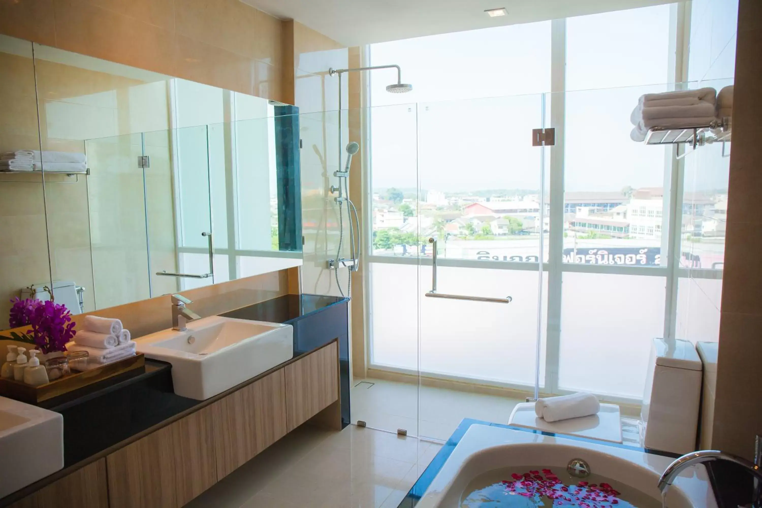 Bathroom in Grand Vista Hotel Chiangrai-SHA Extra Plus
