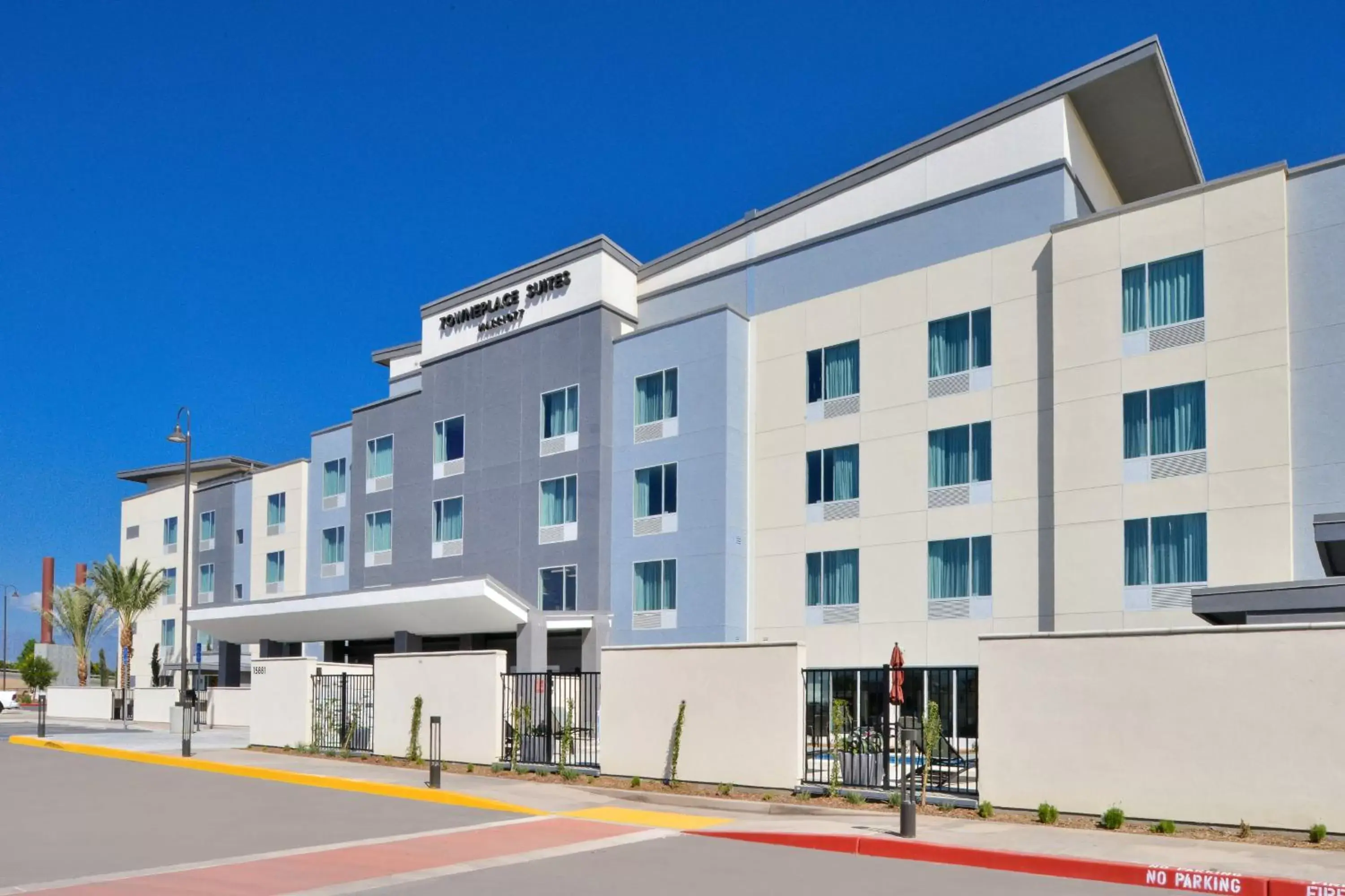 Property Building in TownePlace Suites by Marriott Ontario Chino Hills