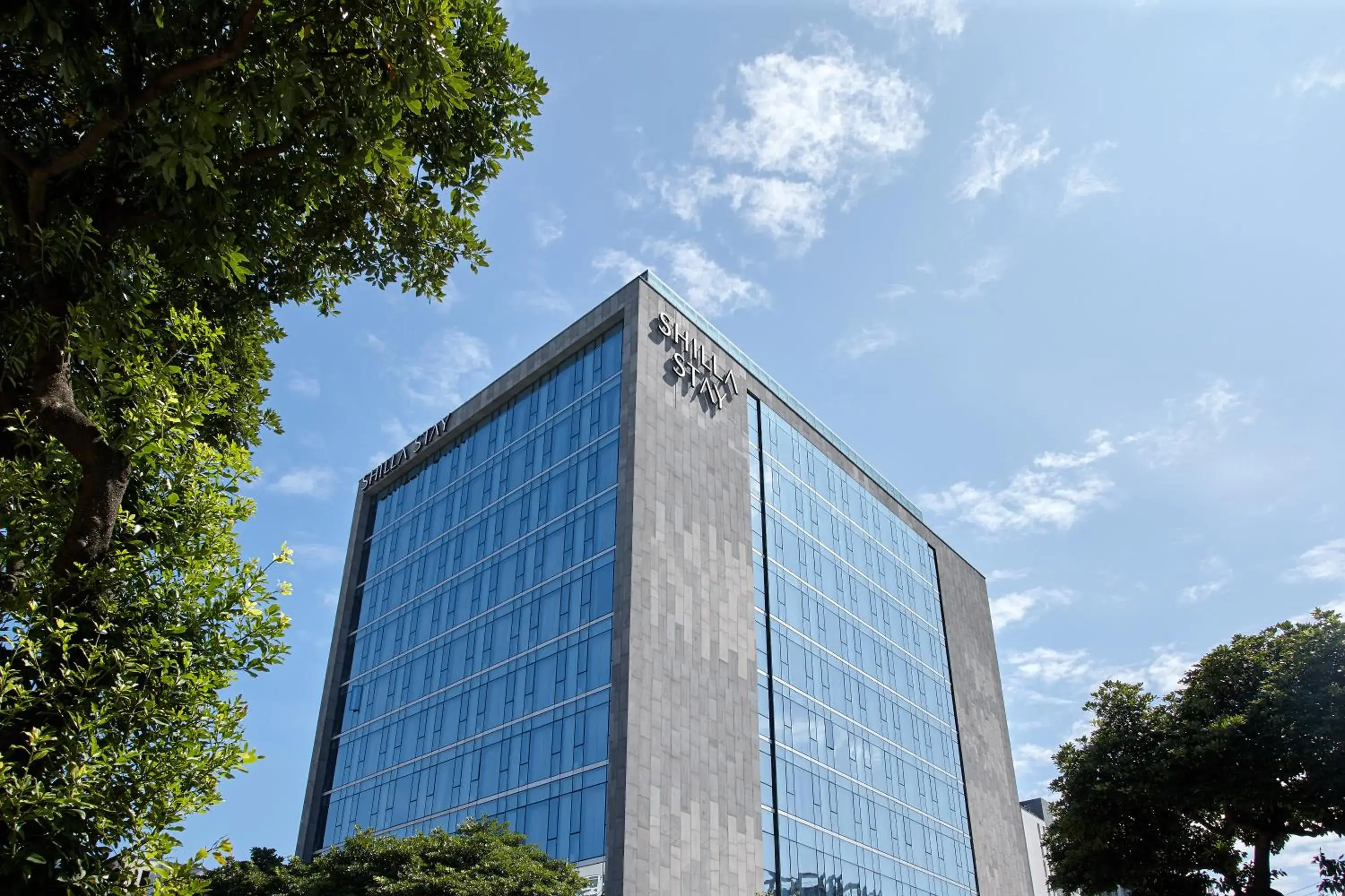 Property building in Shilla Stay Jeju Airport Property building in Shilla Stay Jeju Airport