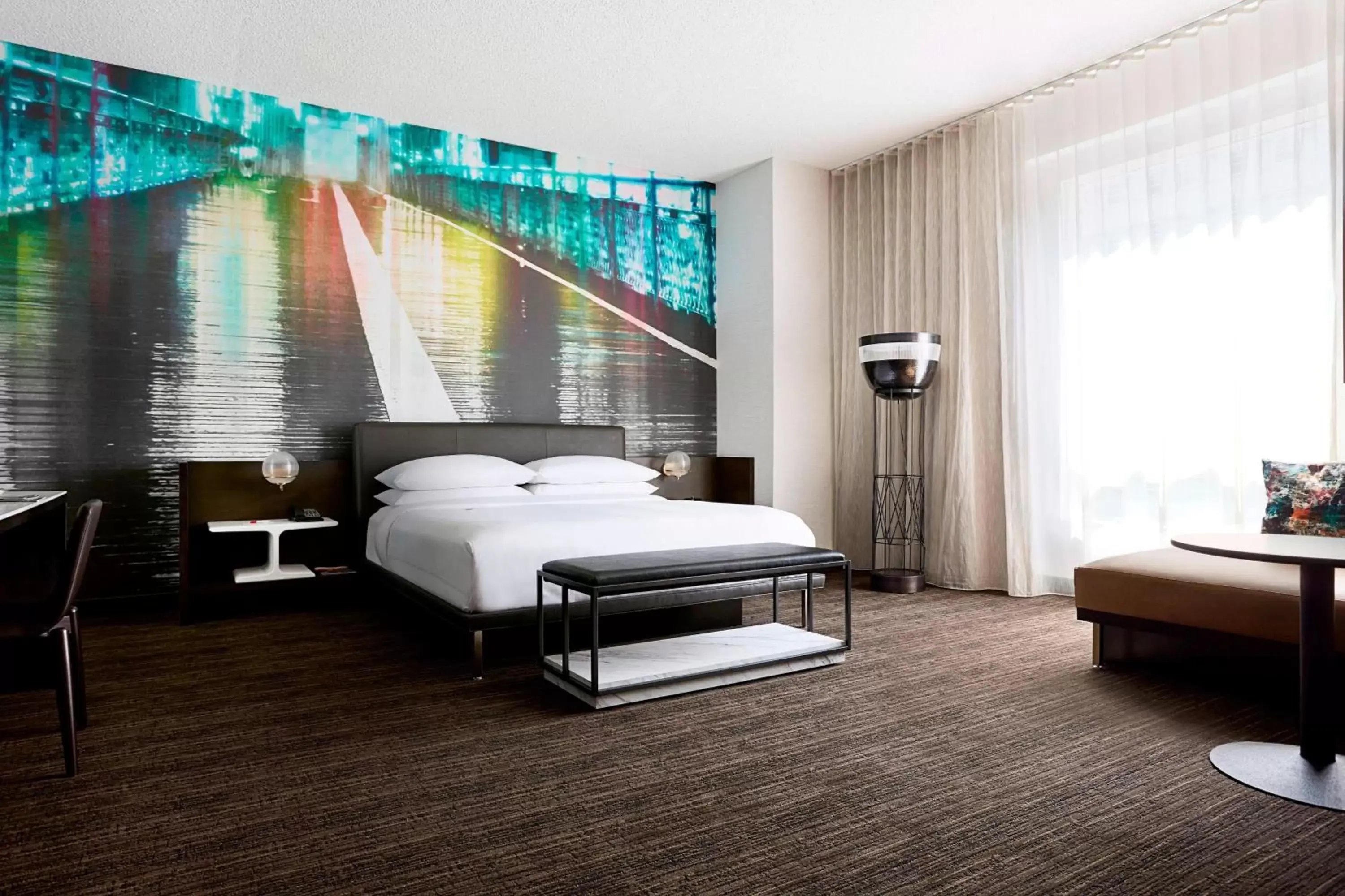 Photo of the whole room, Bed in New York Marriott at the Brooklyn Bridge