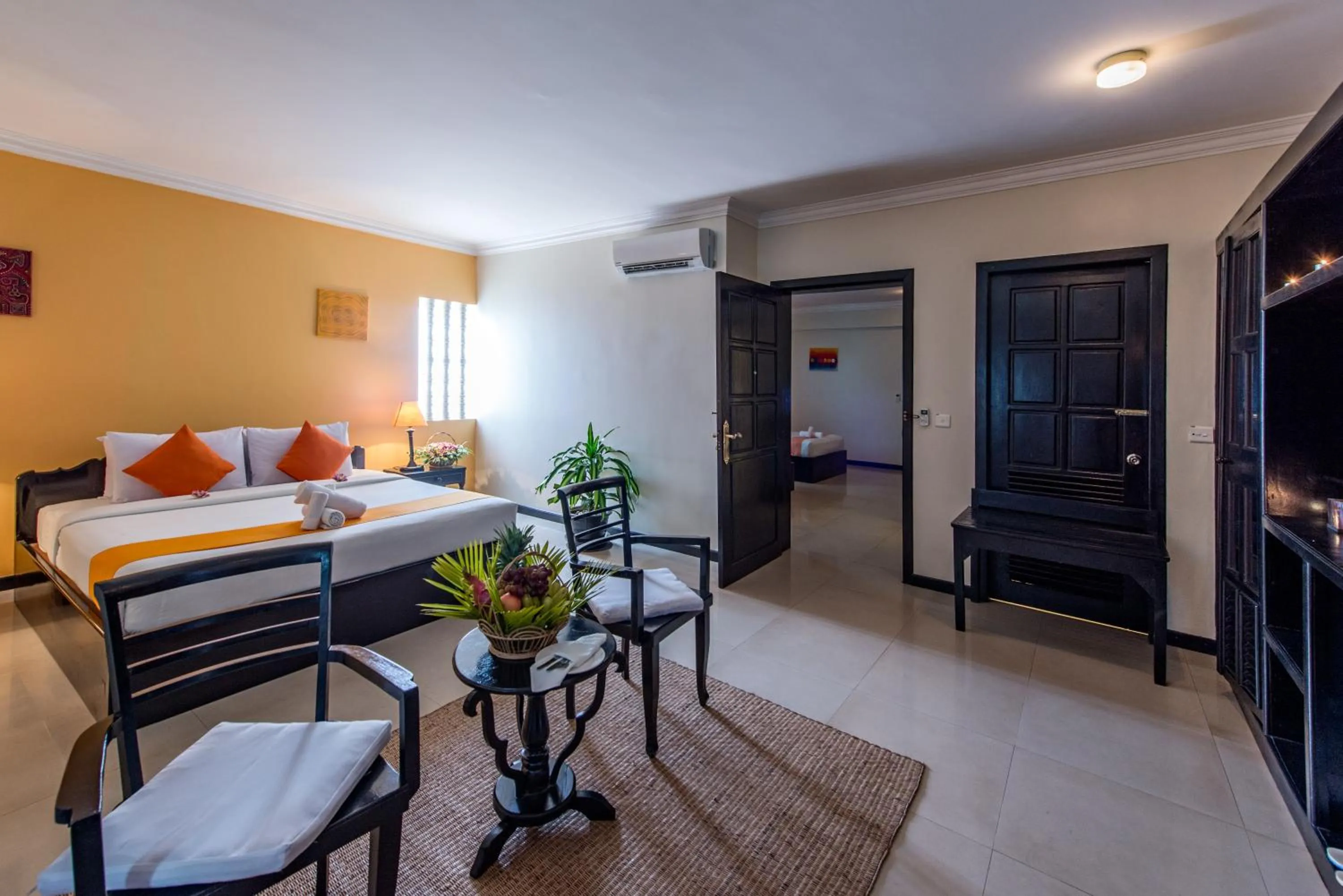 Photo of the whole room, Bed in JK Resident