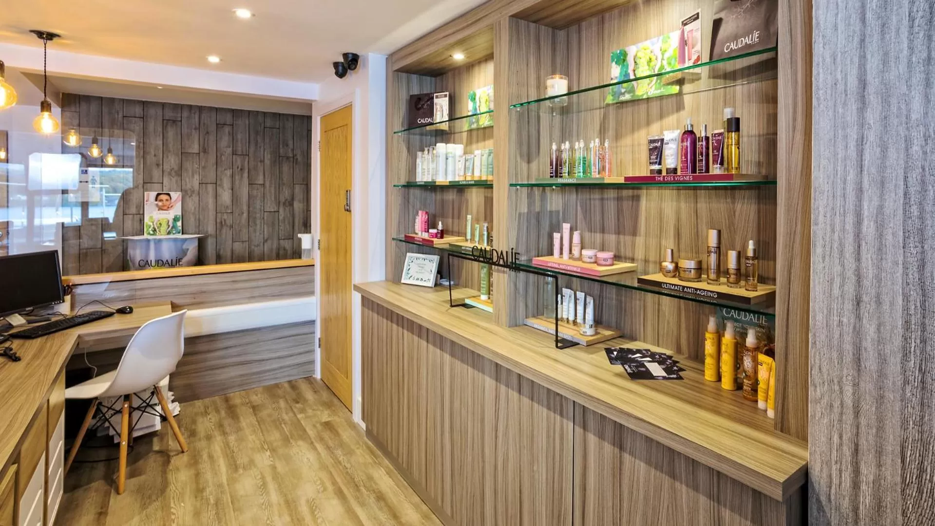 Swimming pool in Beech Hill Hotel & Spa