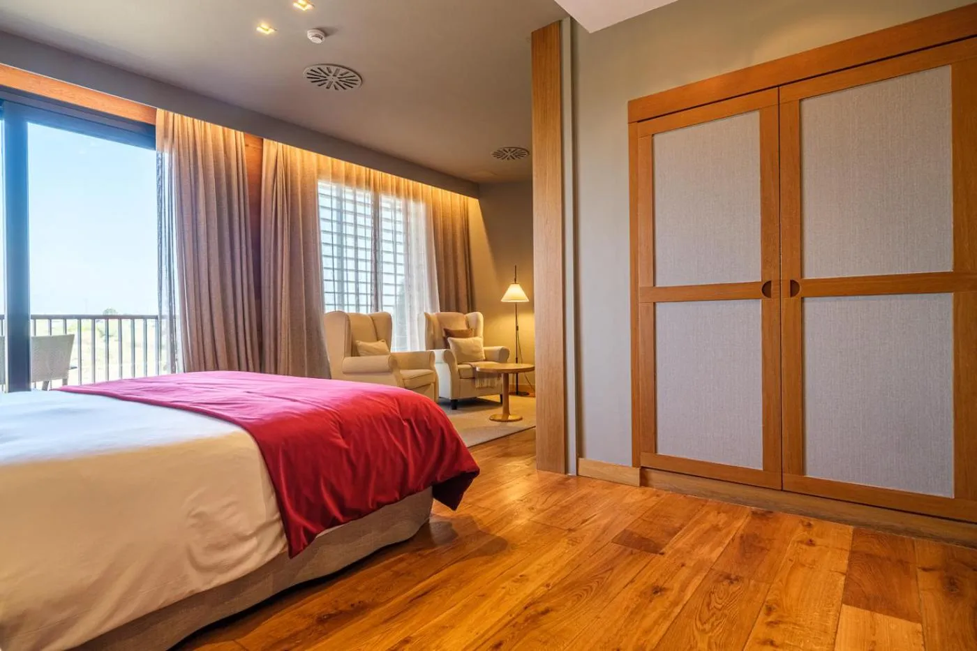 Bed in Hotel Mas La Boella