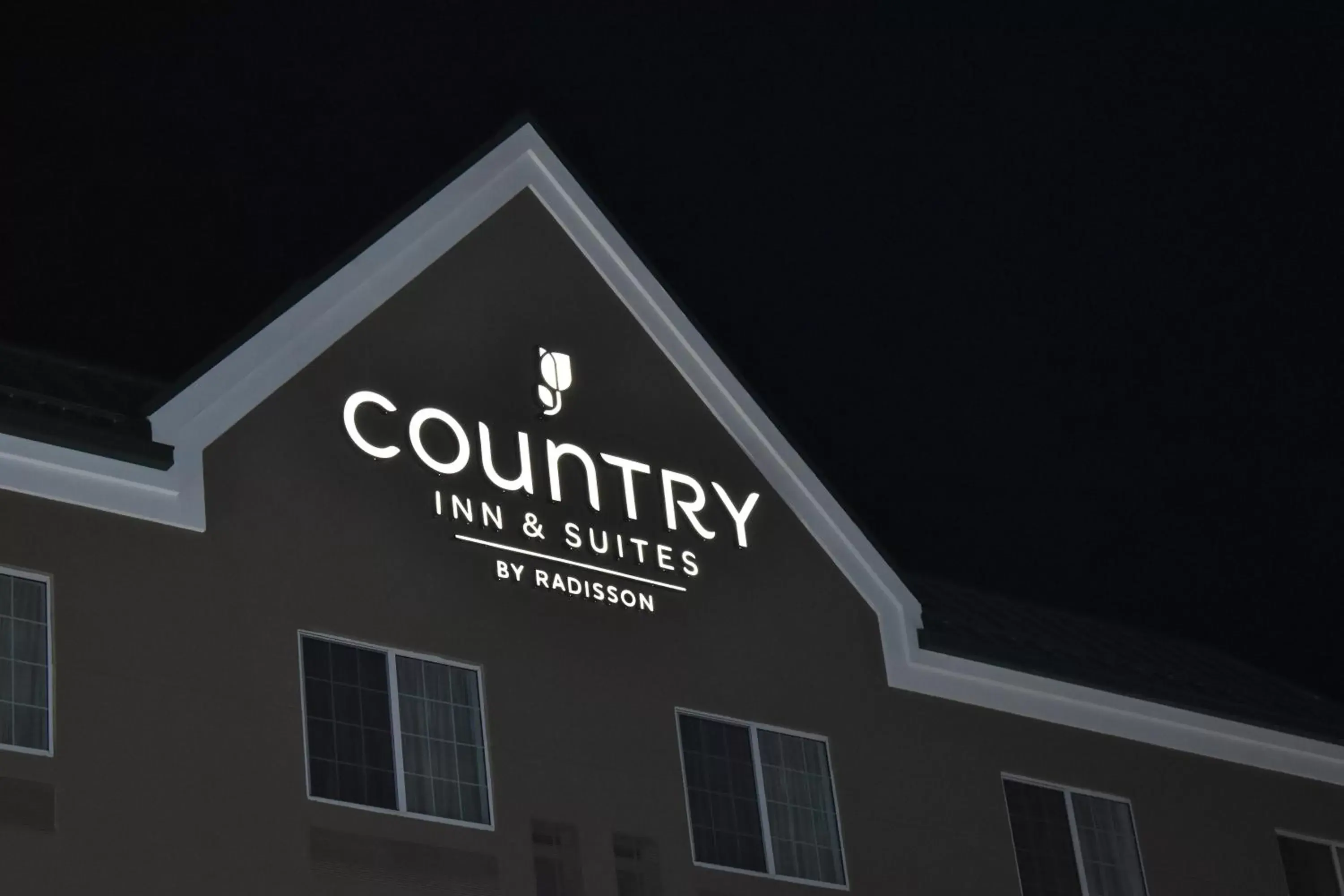 Property logo or sign, Property Building in Country Inn & Suites by Radisson, Hagerstown, MD