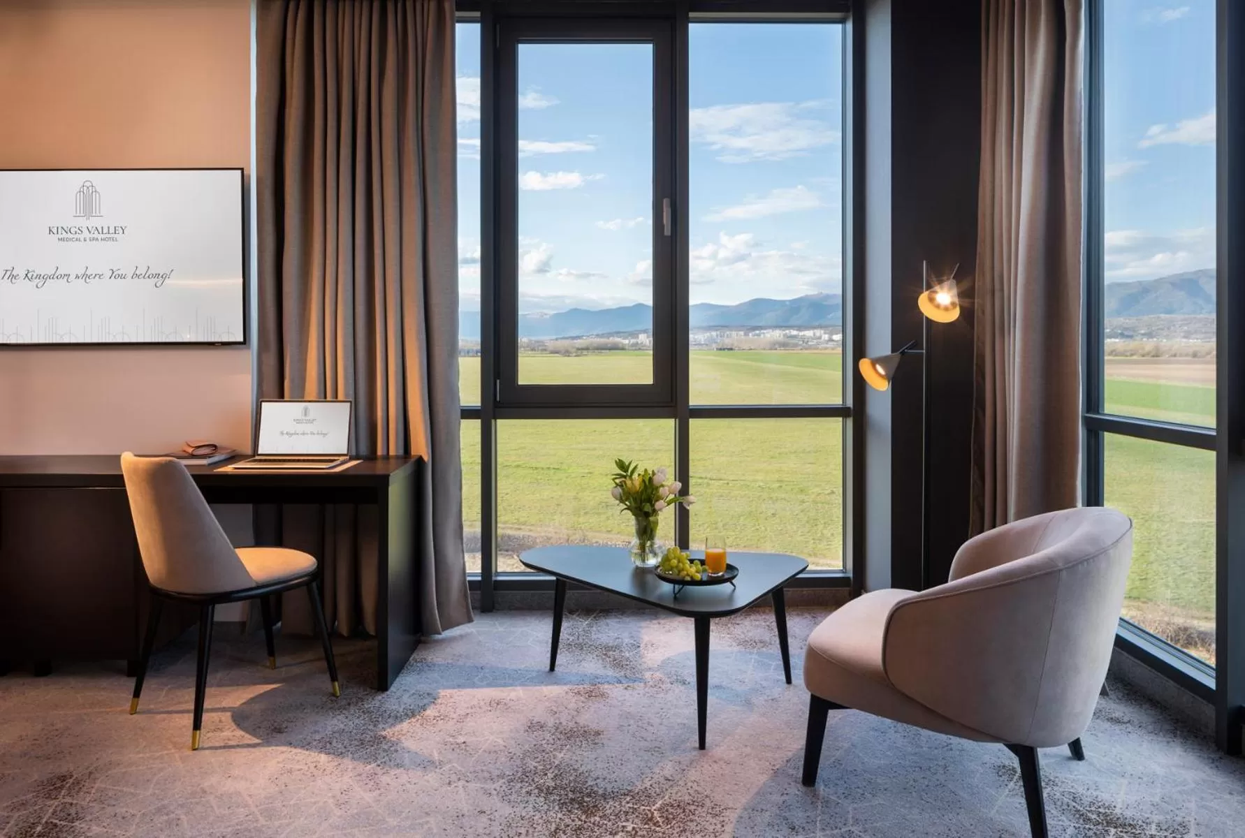 Seating area in Kings' Valley Medical & Spa Hotel