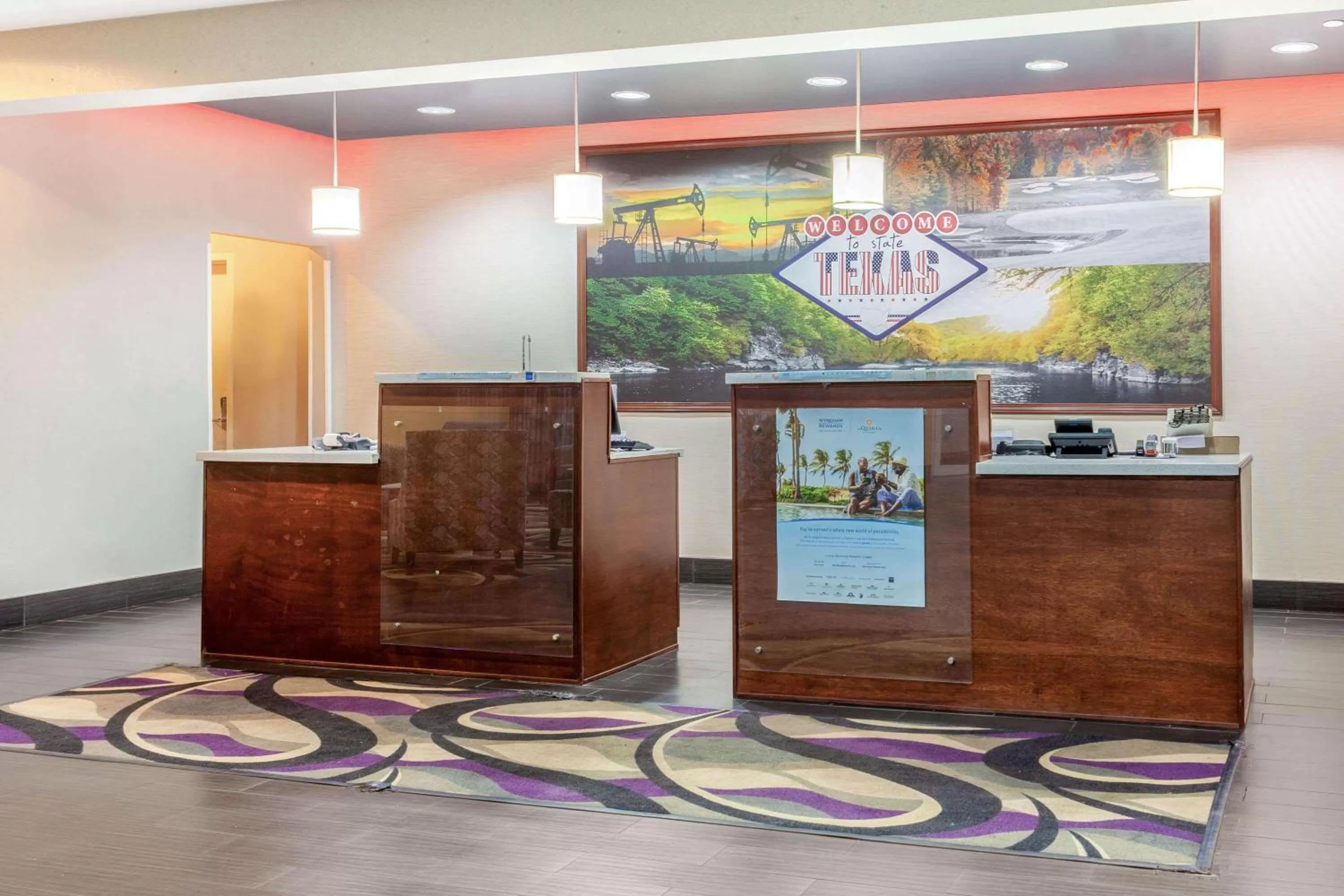 Lobby or reception in La Quinta by Wyndham Luling