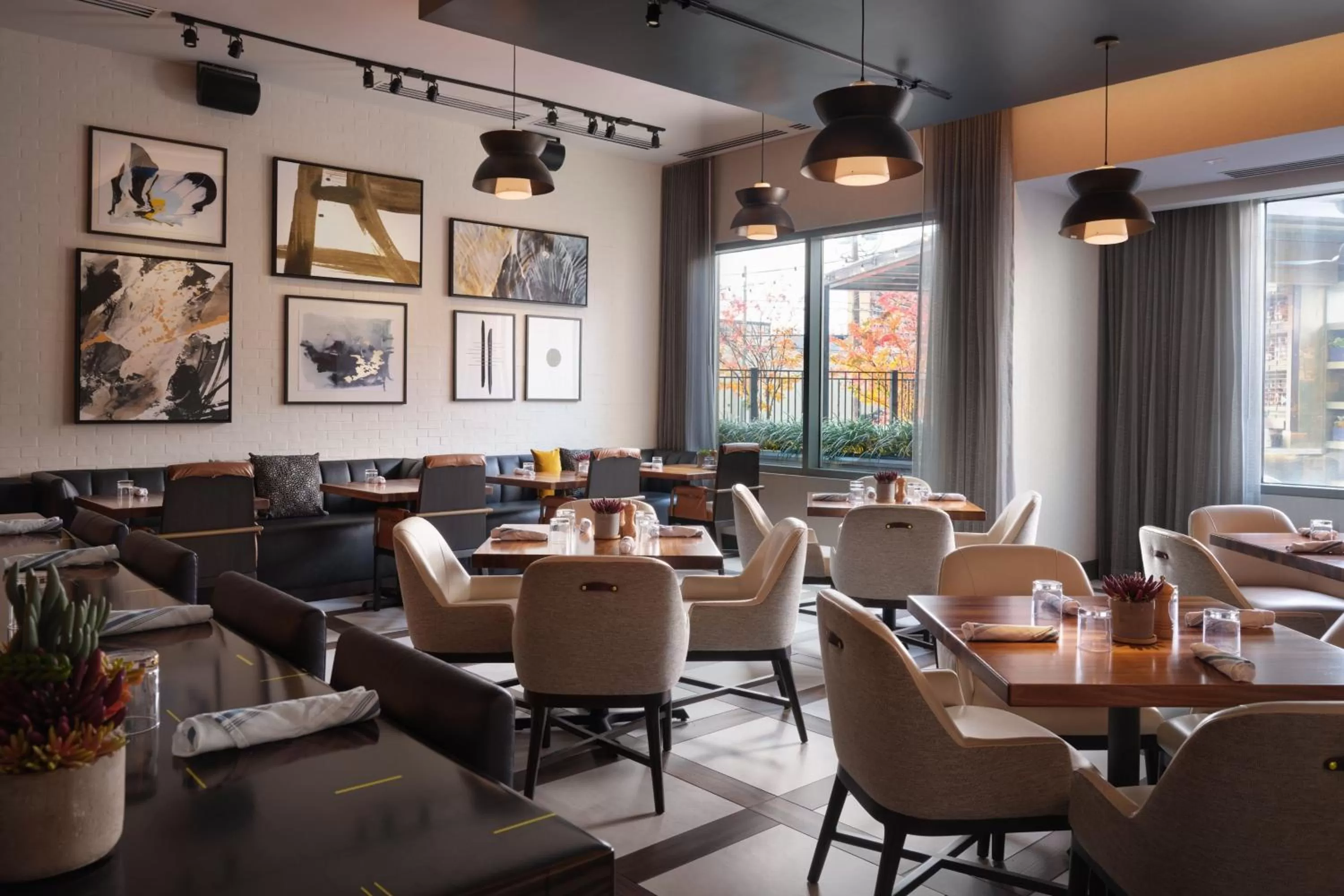 Lounge or bar in Nashville Marriott at Vanderbilt University