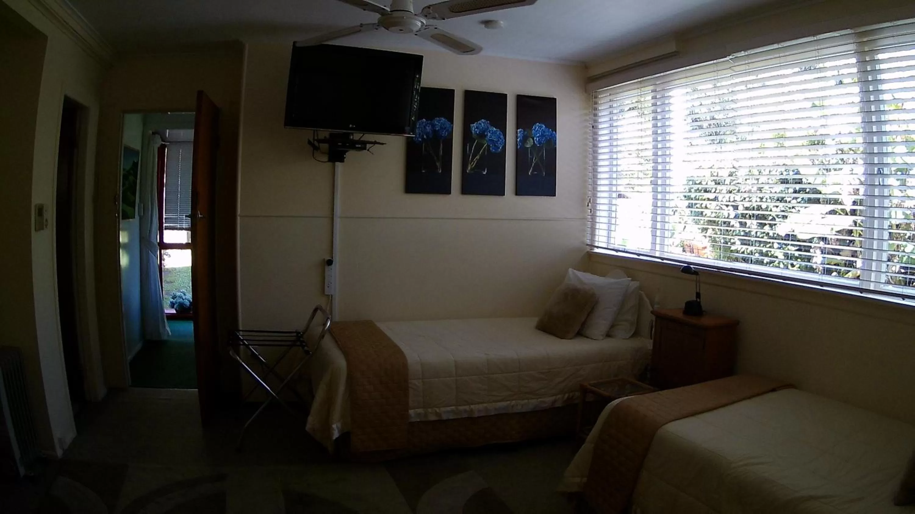 Bed in Alfa Boutique Motel