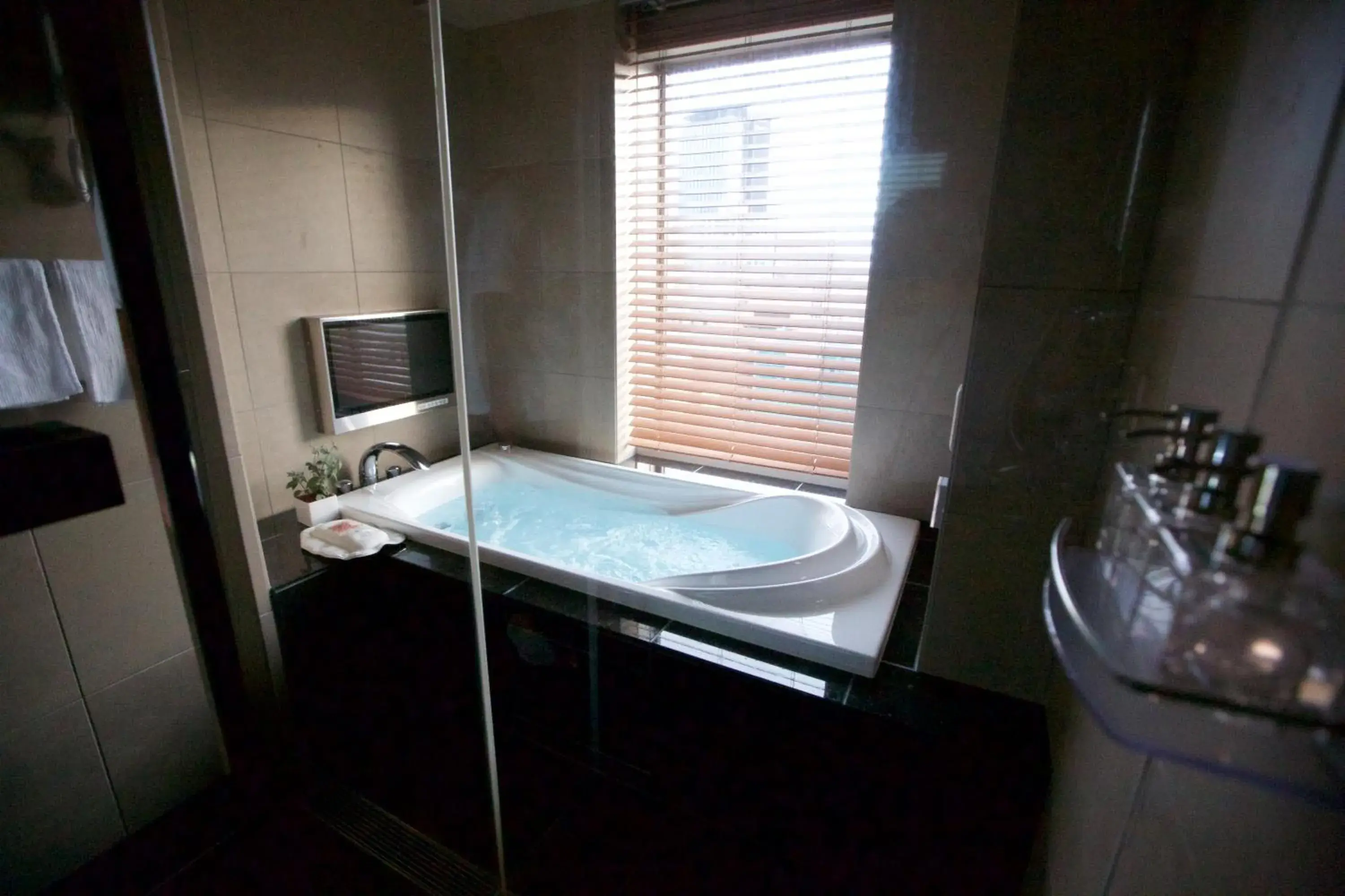 Photo of the whole room, Bathroom in Hotel Niwa Tokyo