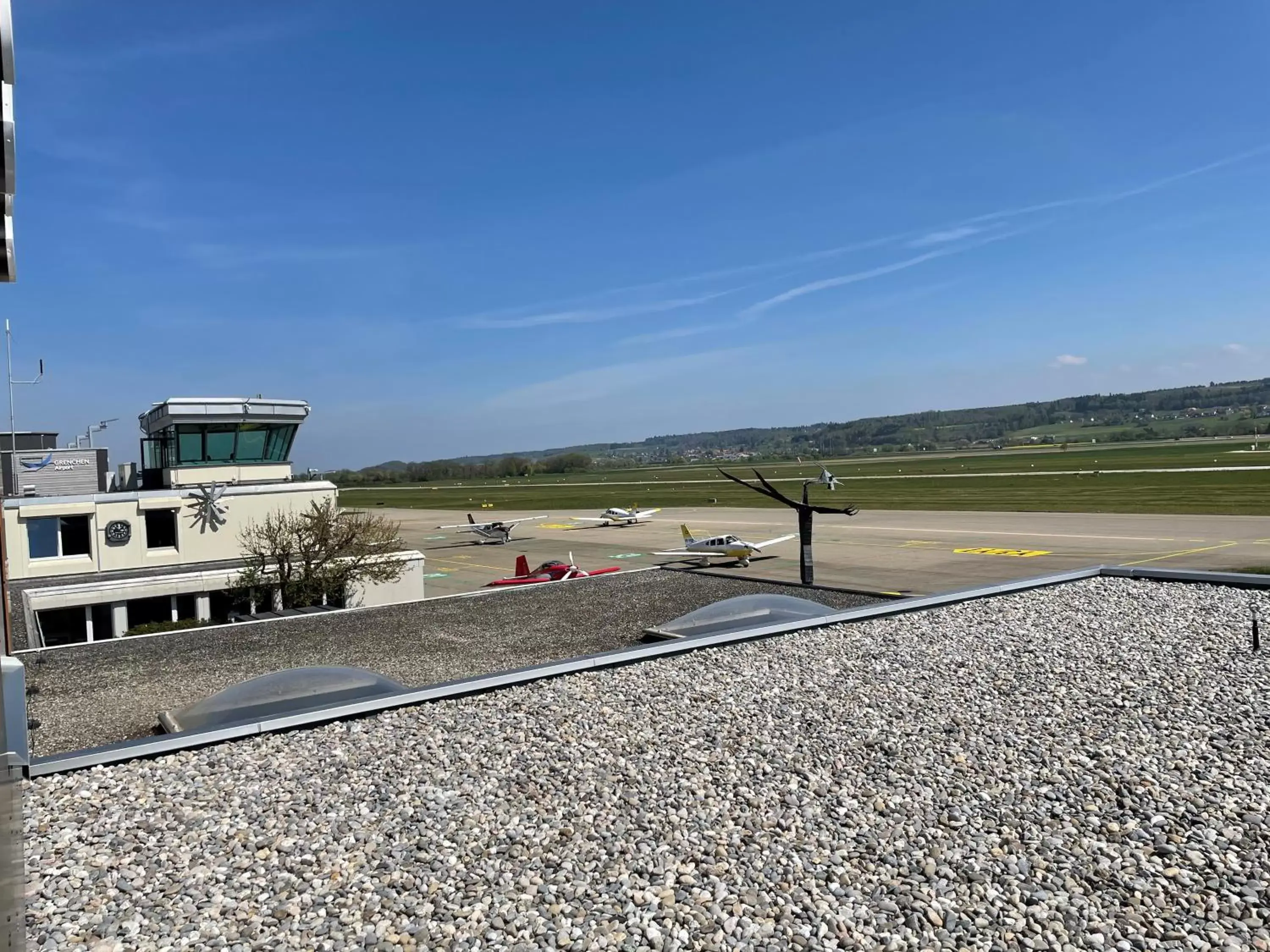 Neighbourhood, Beach in Airporthotel Grenchen