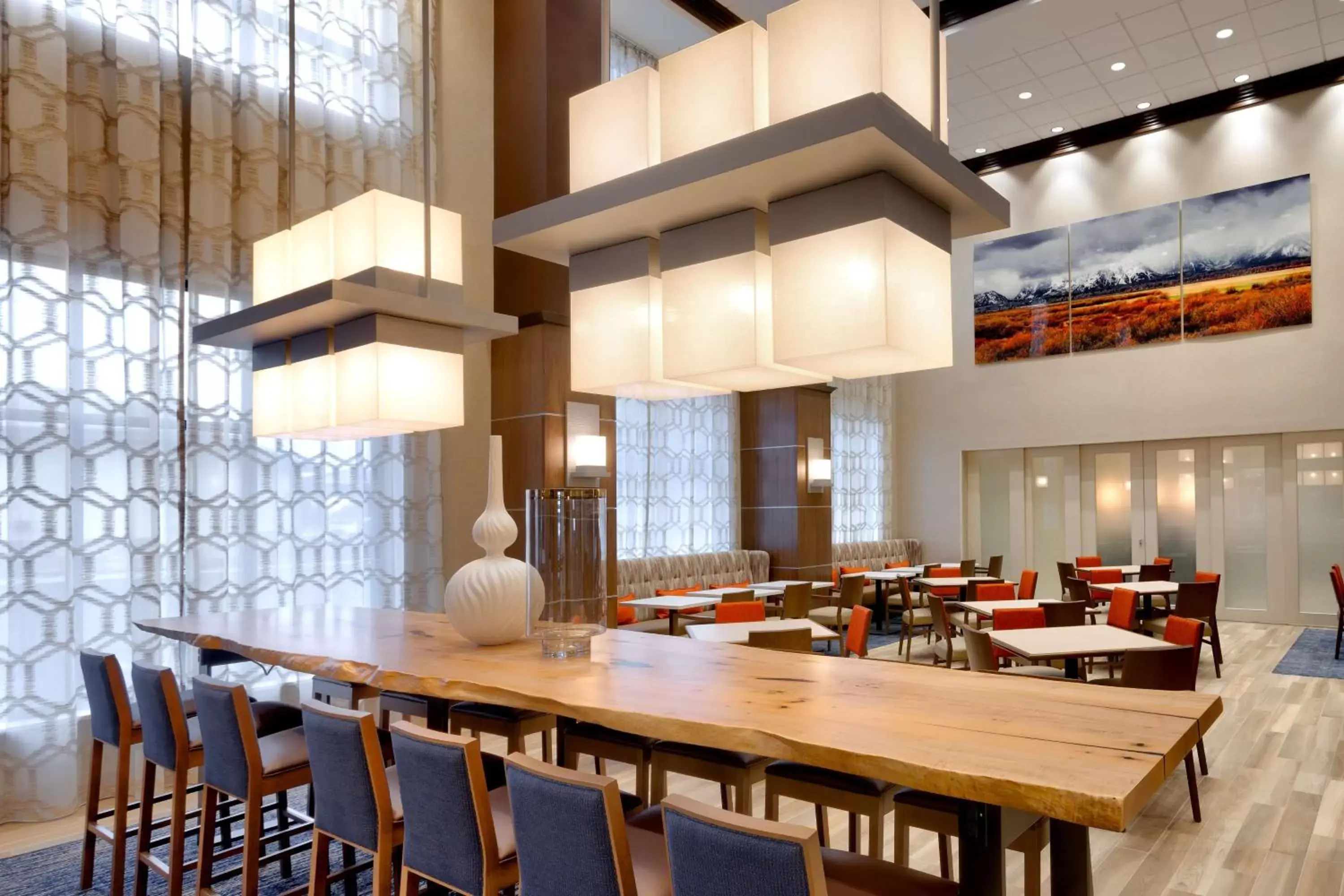 Lobby or reception, Restaurant/Places to Eat in Hampton Inn & Suites Rexburg