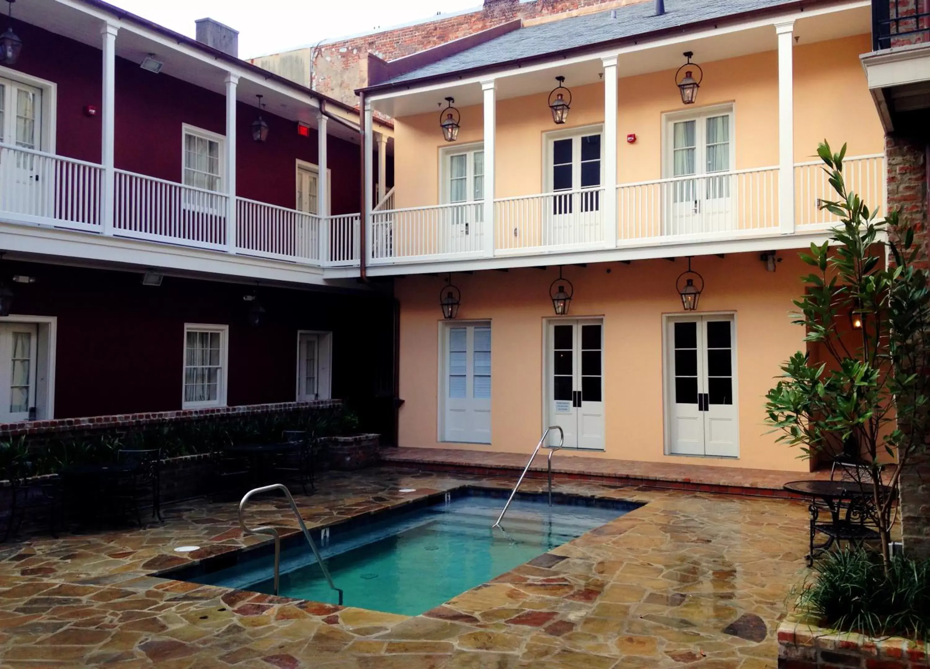 Swimming pool, Property Building in French Market Inn