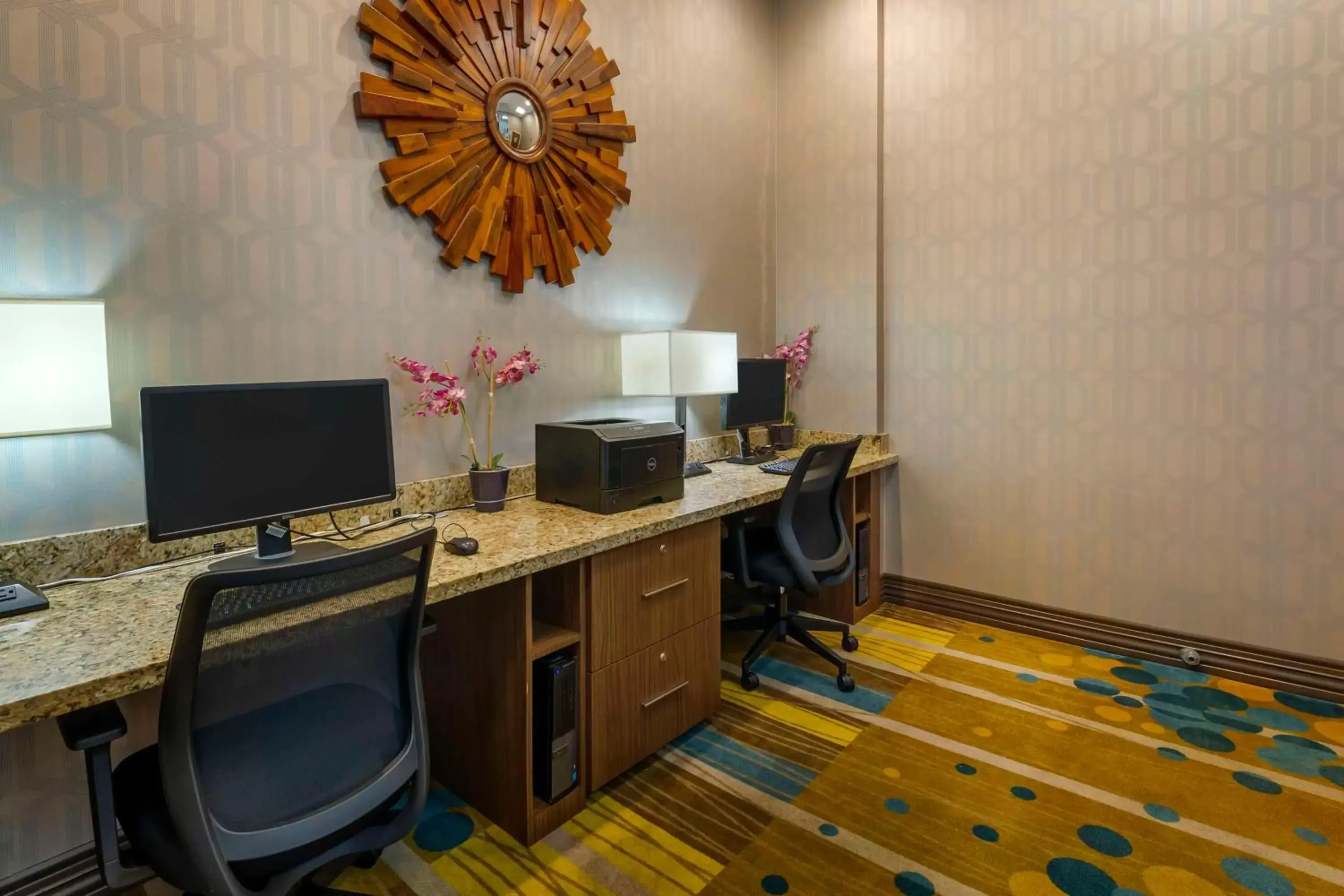 Business facilities, TV/Entertainment Center in Best Western Plus Miami Executive Airport Hotel and Suites