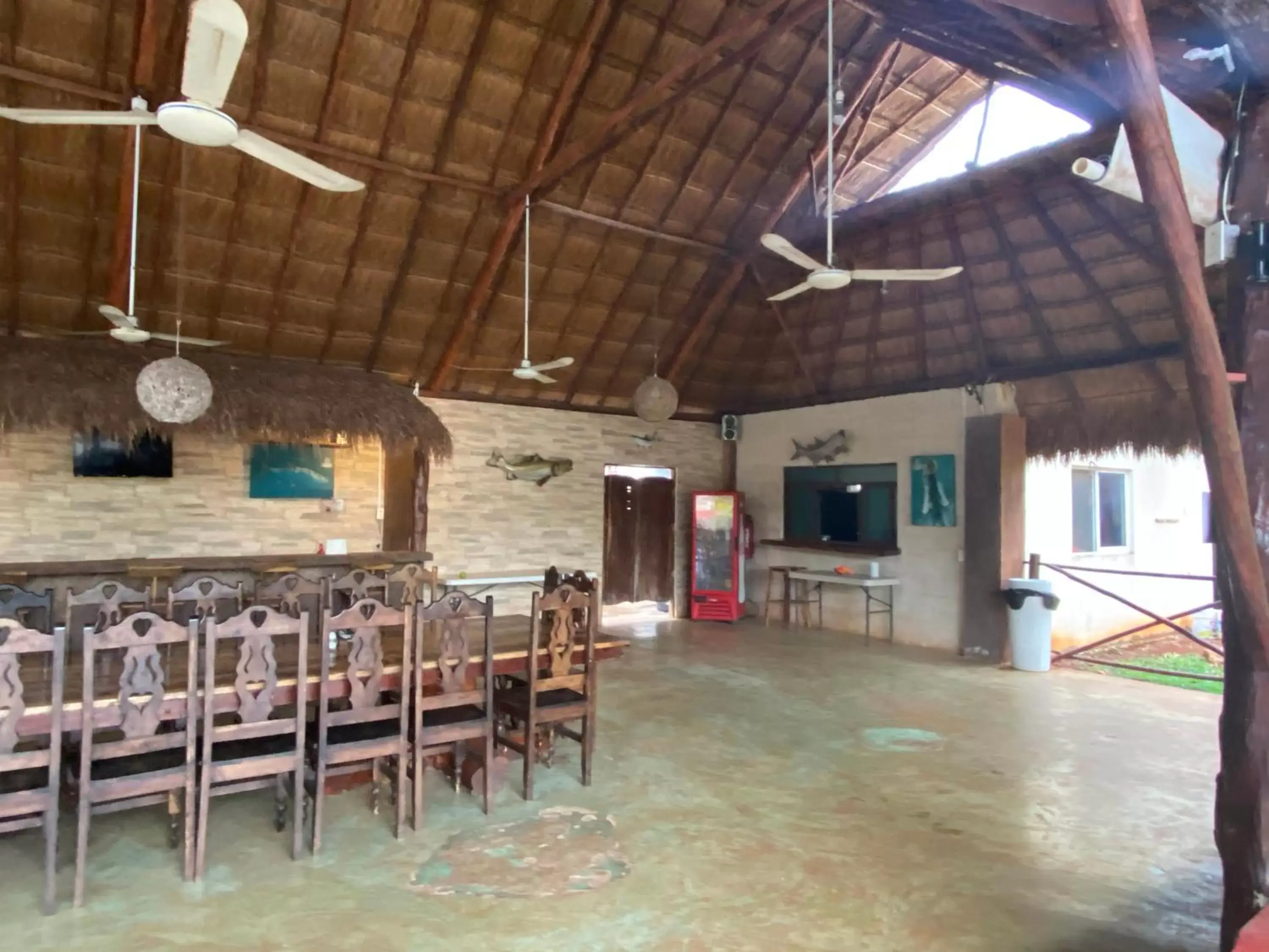 Restaurant/places to eat in Mangrove King Fishing Lodge