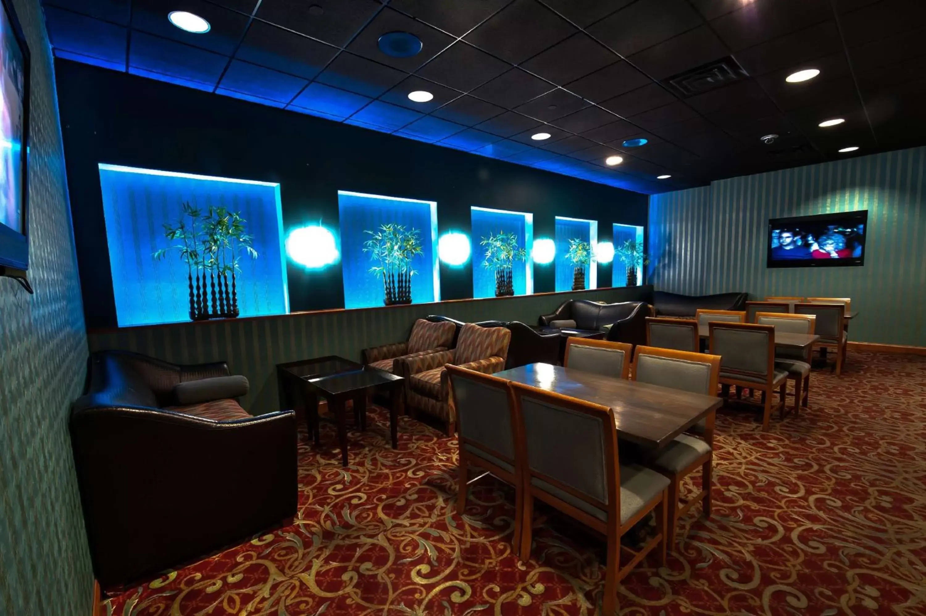 Restaurant/places to eat, Lounge/Bar in DoubleTree By Hilton Baltimore North Pikesville