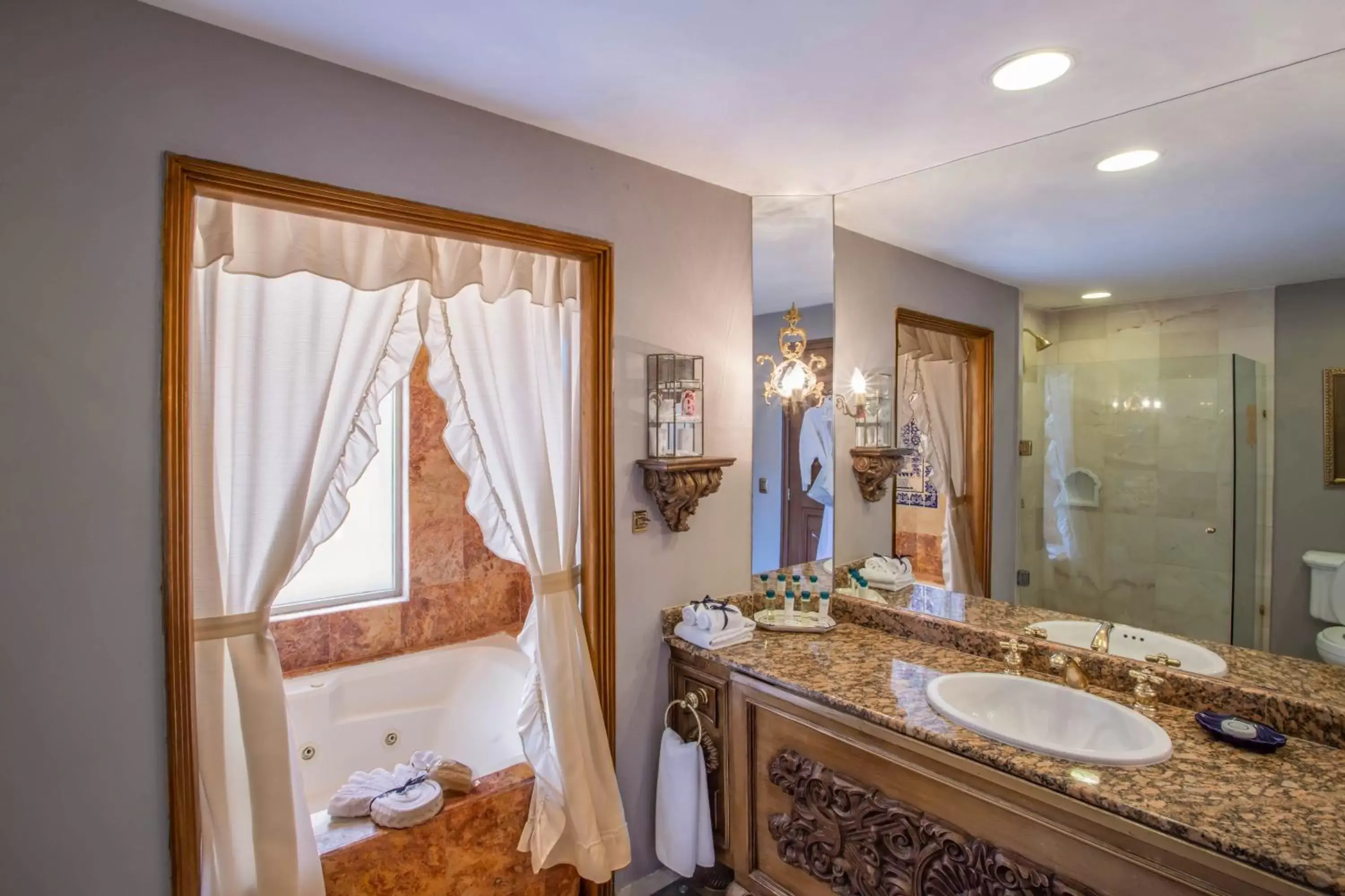 Photo of the whole room, Bathroom in Quinta Real Saltillo