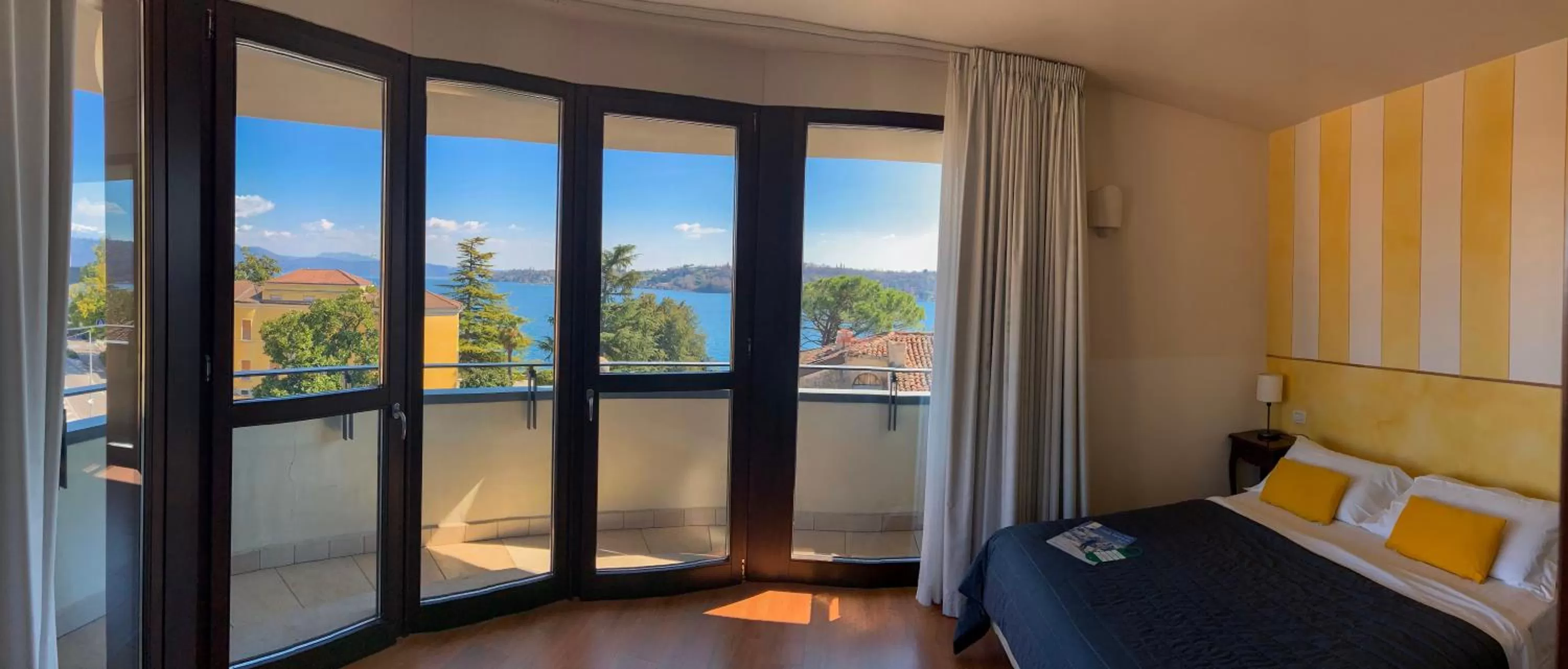 Balcony/Terrace, Bed in Rivalta Life Style Hotel