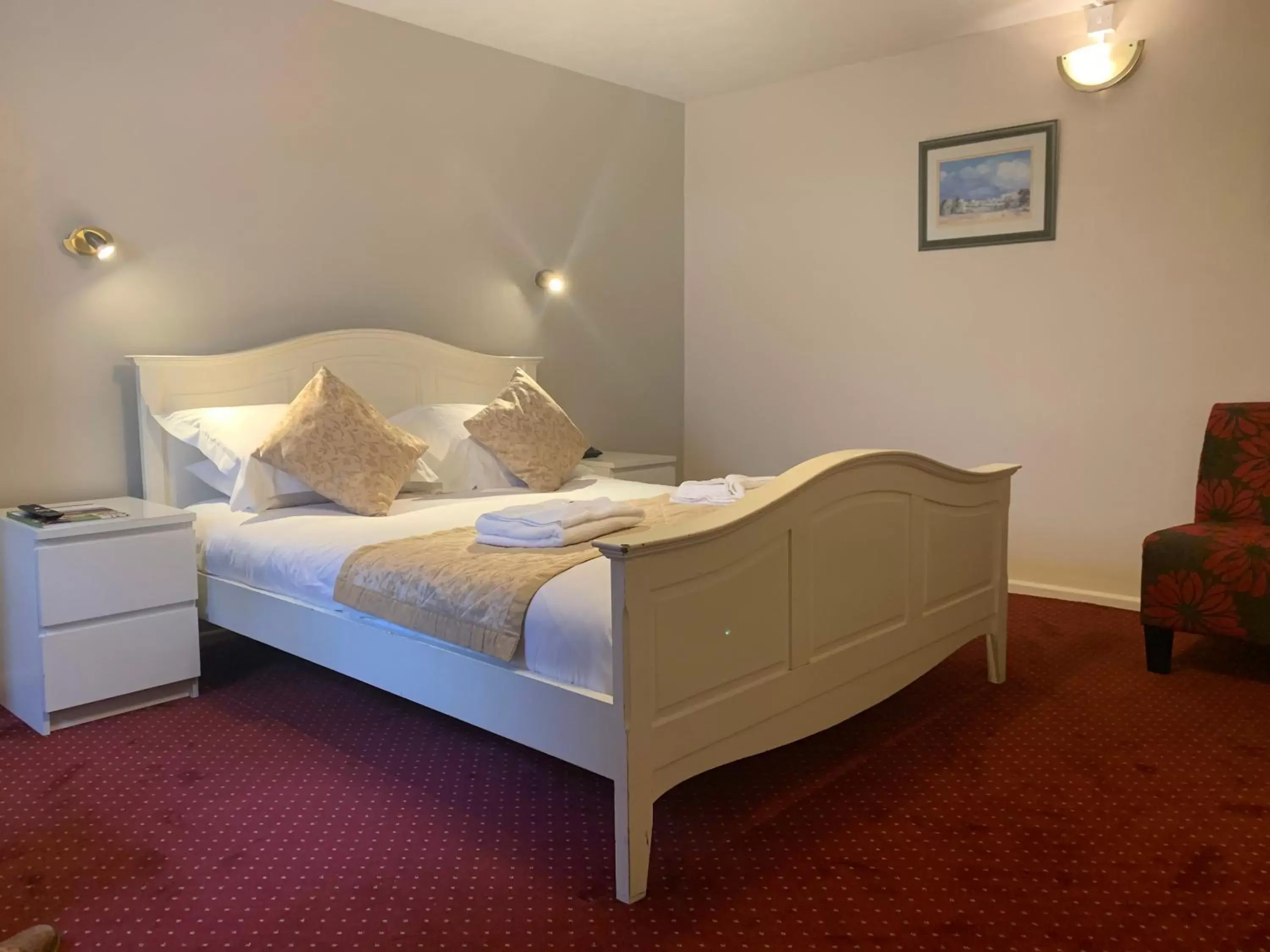Bedroom, Bed in The Beaufort Hotel