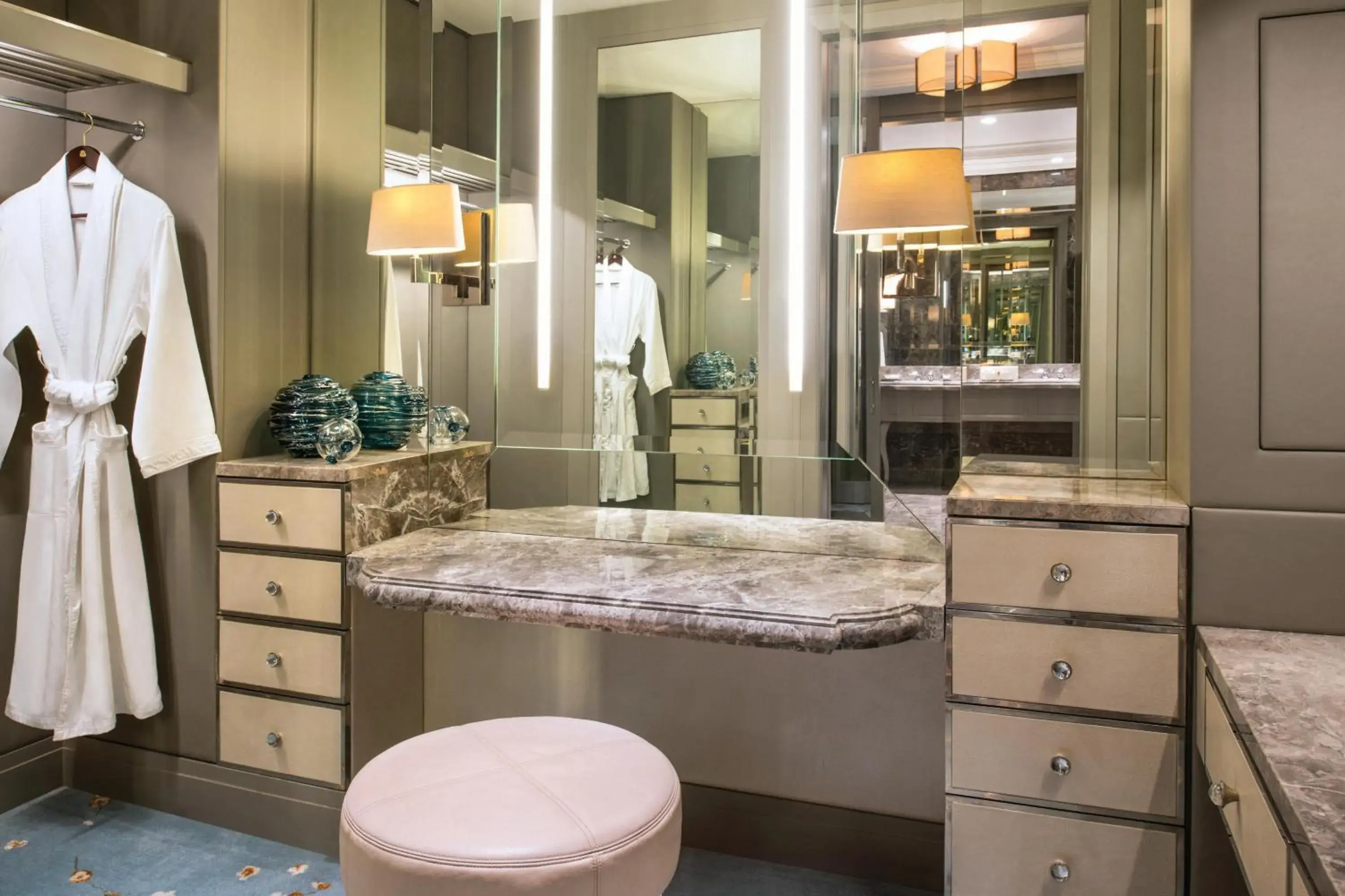 Photo of the whole room, Bathroom in The St. Regis Kuala Lumpur