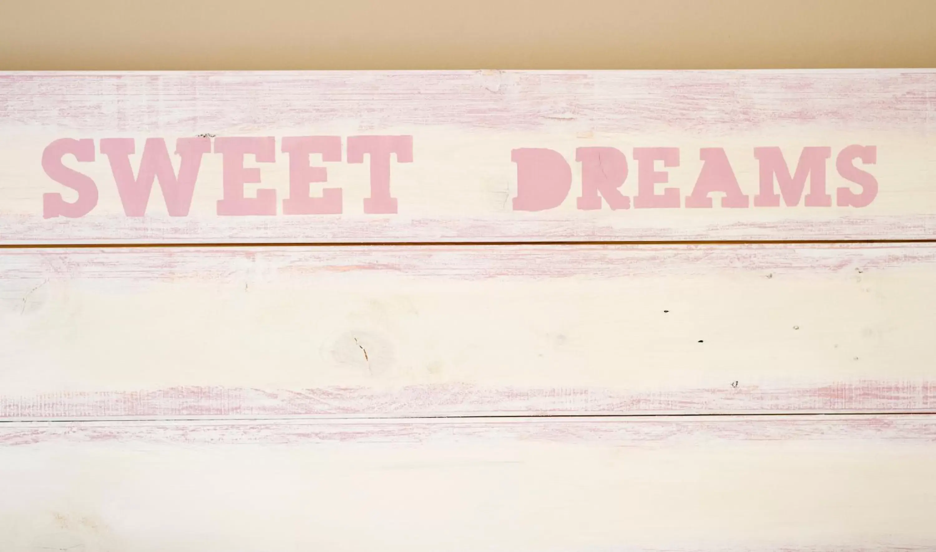 Single Room with Balcony - single occupancy in 7 Kale Bed and Breakfast Single Room with Balcony - single occupancy in 7 Kale Bed and Breakfast