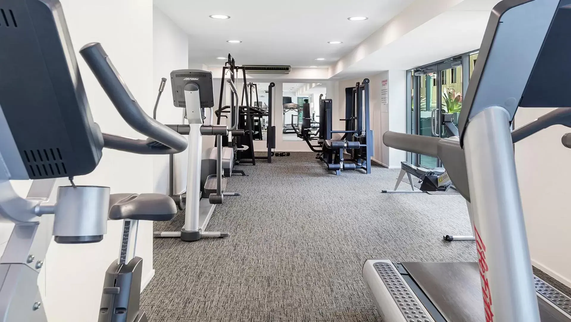 Fitness centre/facilities, Fitness Center/Facilities in Oaks Brisbane on Felix Suites