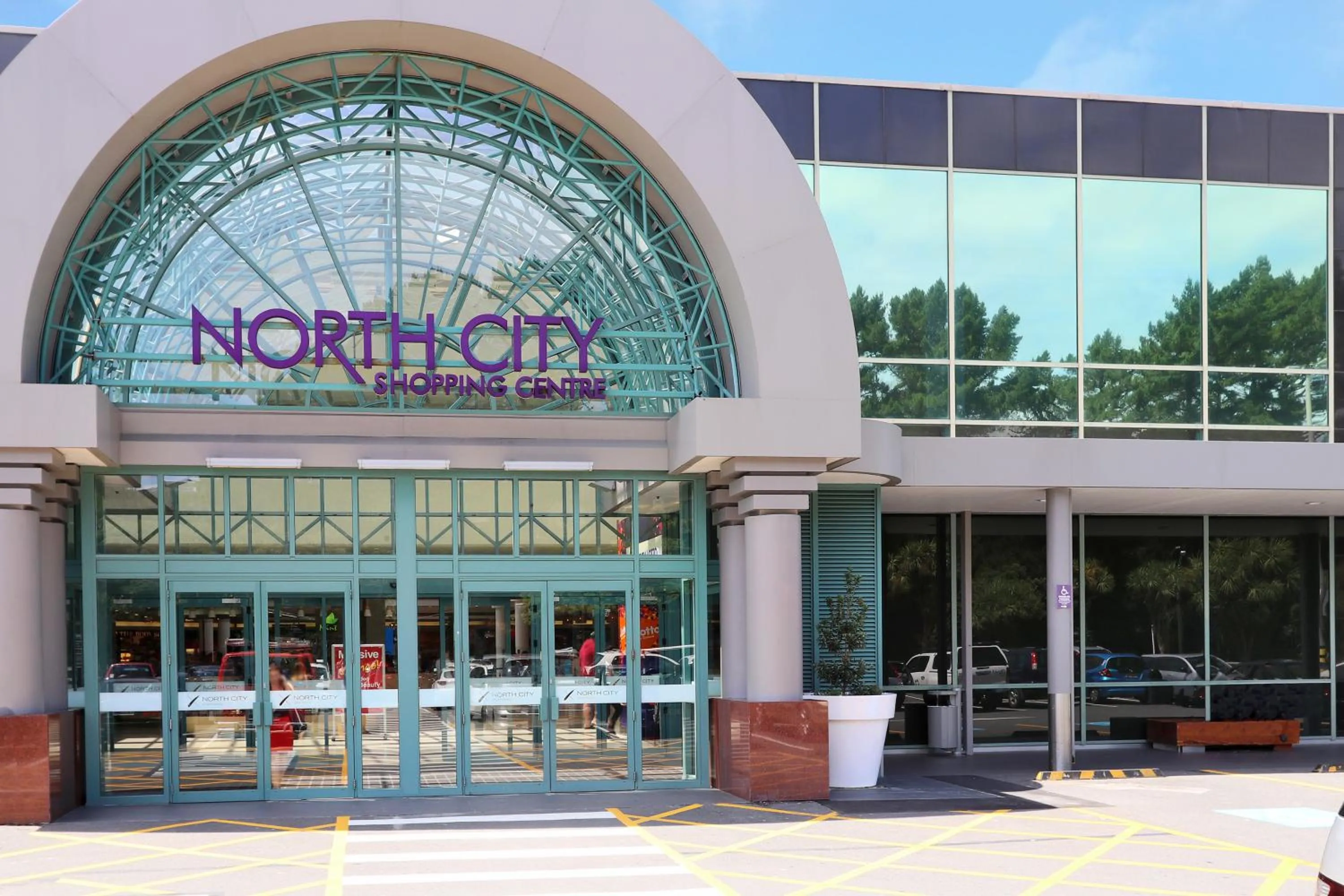 Location in Amethyst Court Motor Lodge