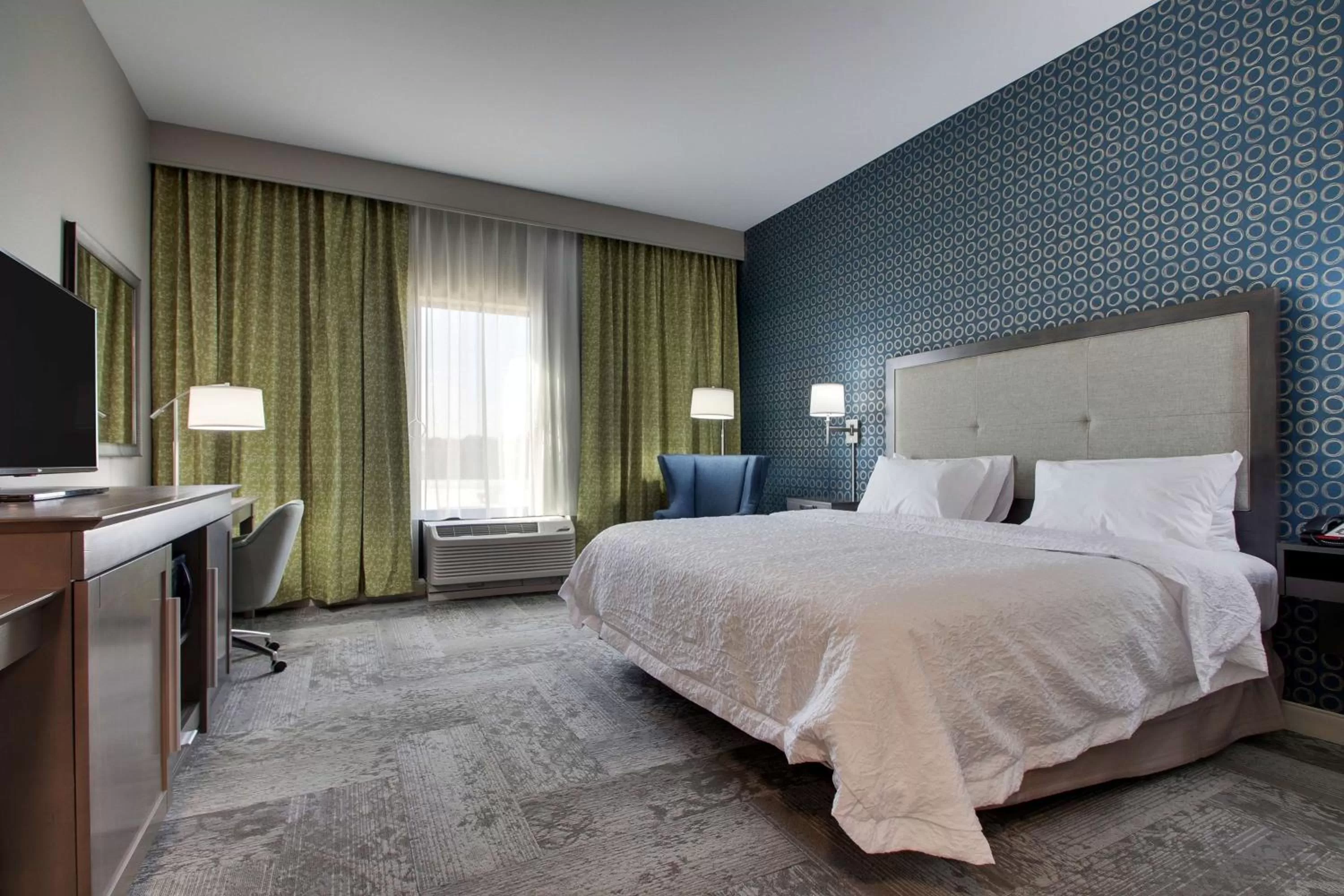 Bedroom, Bed in Hampton Inn & Suites By Hilton Knightdale Raleigh