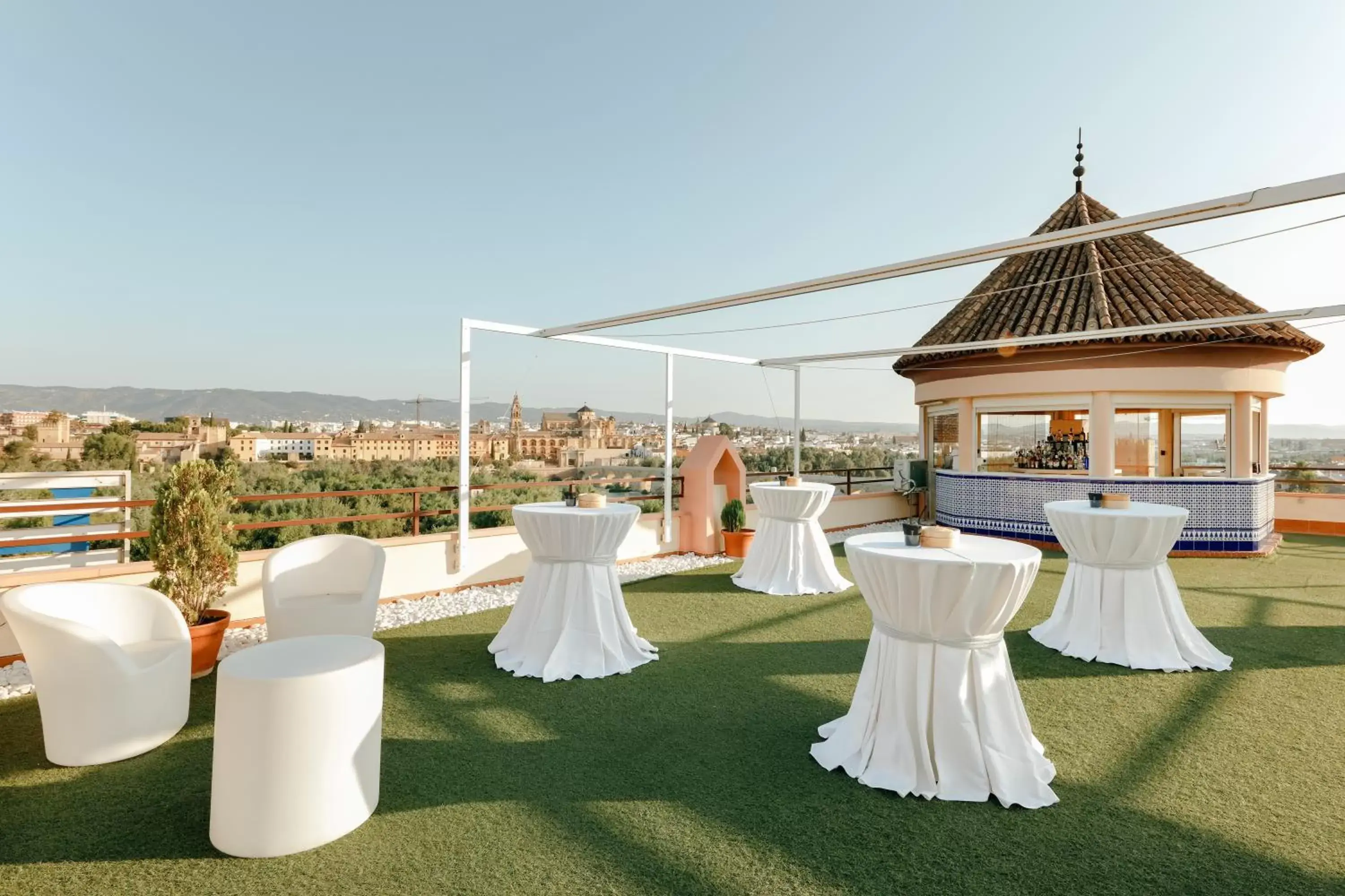 Nearby landmark, Banquet Facilities in Hesperia Córdoba